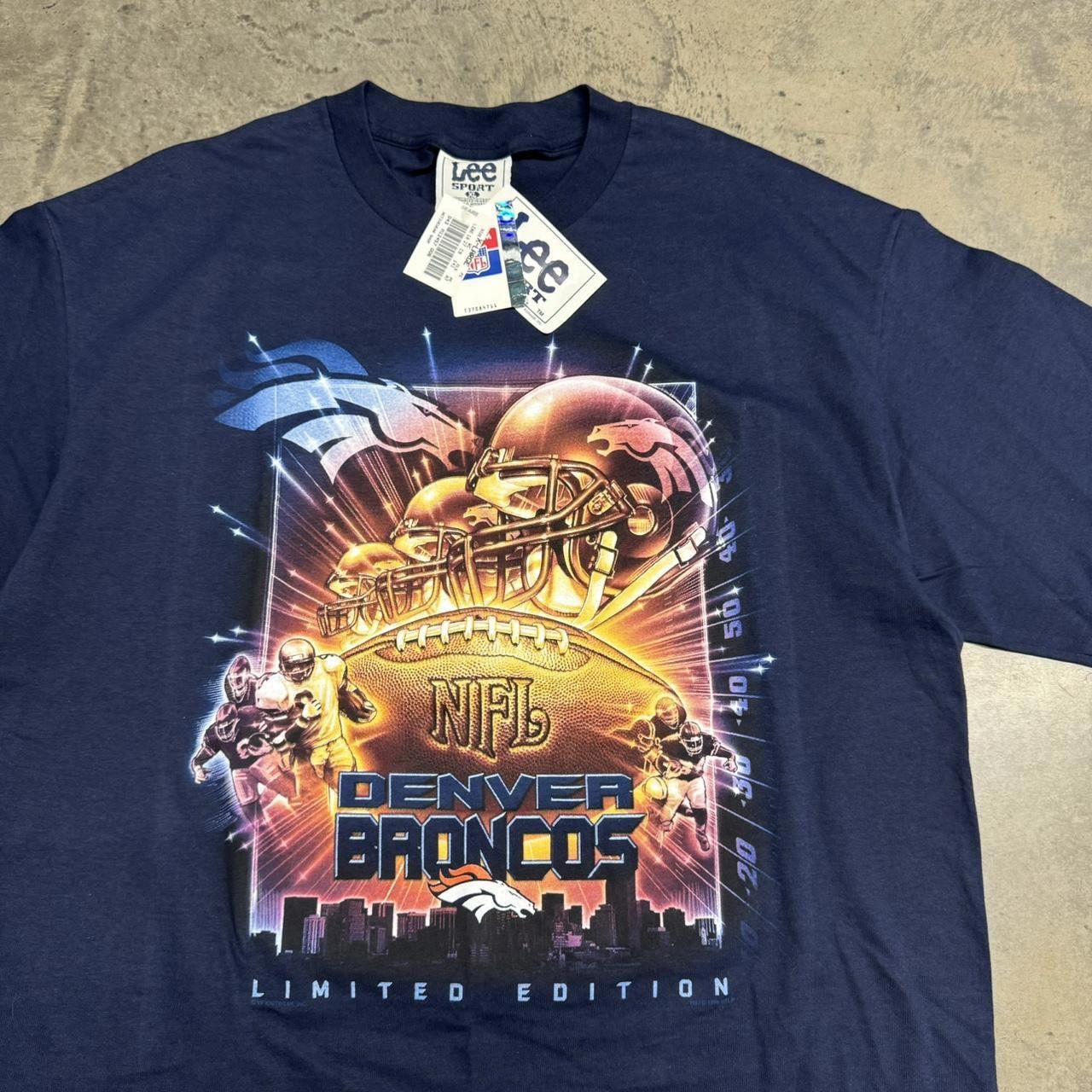 Lee × Vintage Vintage 90s Deadstock Lee Sport Denver Broncos T-Shirt Size US XL / EU 56 / 4 - 2 Thumbnail