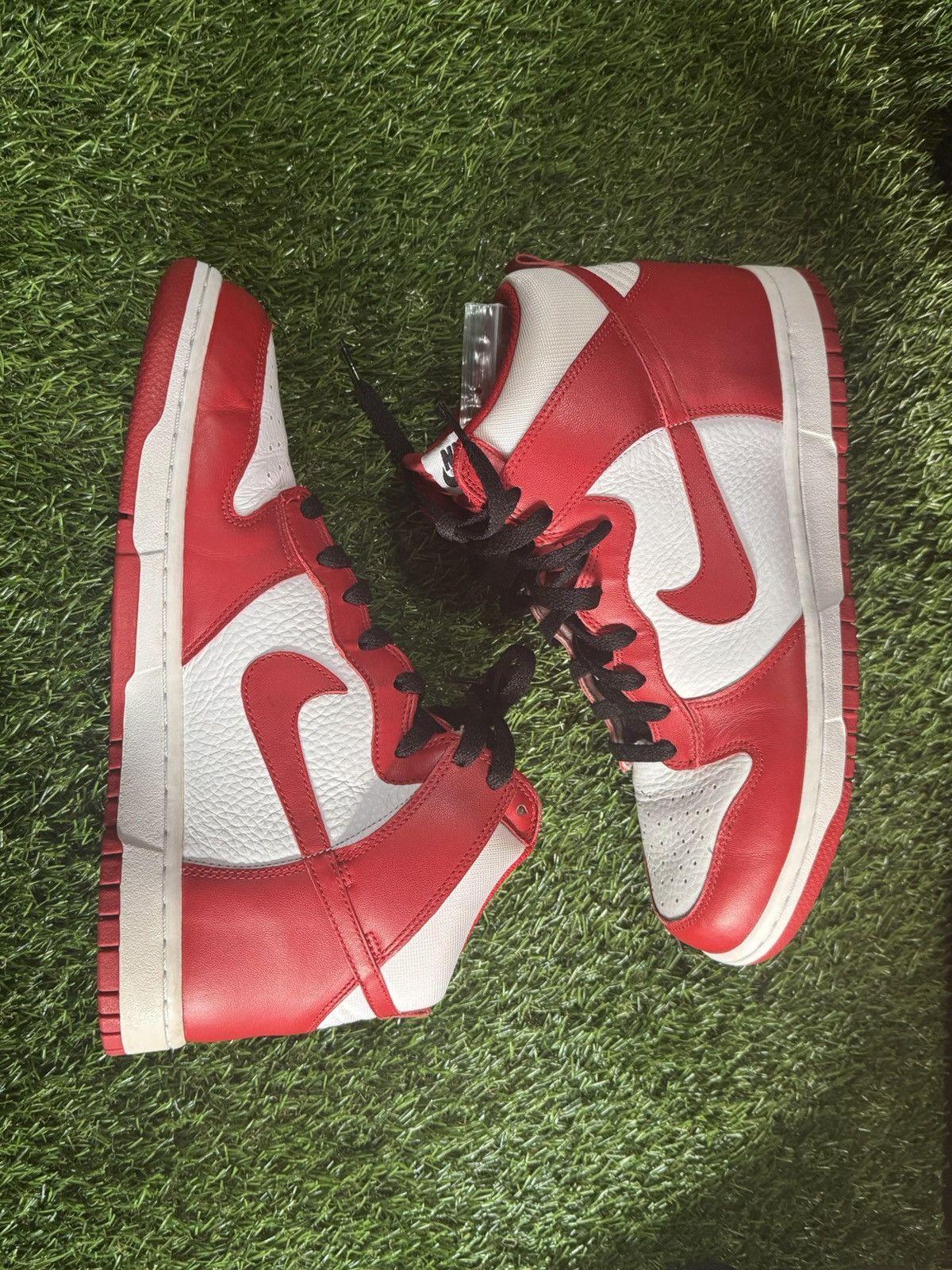 Nike Nike Dunk High White Varsity Red (2009) Size US 10 / EU 43 - 1 Thumbnail