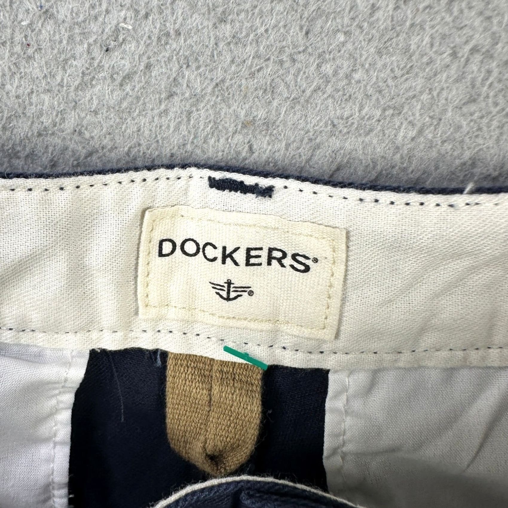 Dockers Dockers Mens Khakis Shorts 30 Navy Blue Performance Stretch Flat Front NEW Size US 30 / EU 46 - 5 Thumbnail