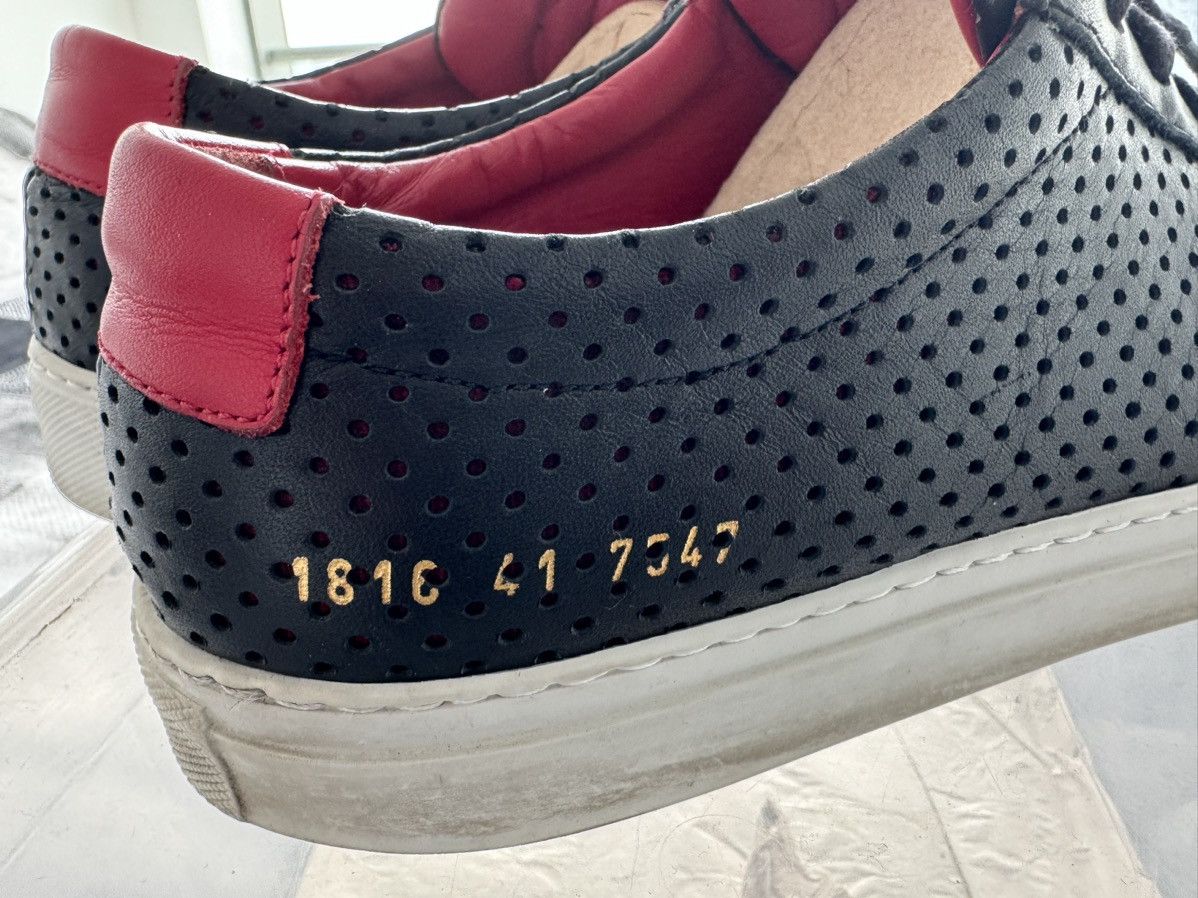 Common Projects Common Projects Black Leather perforated Low top sz 41 Size US 9 / EU 42 - 2 Thumbnail