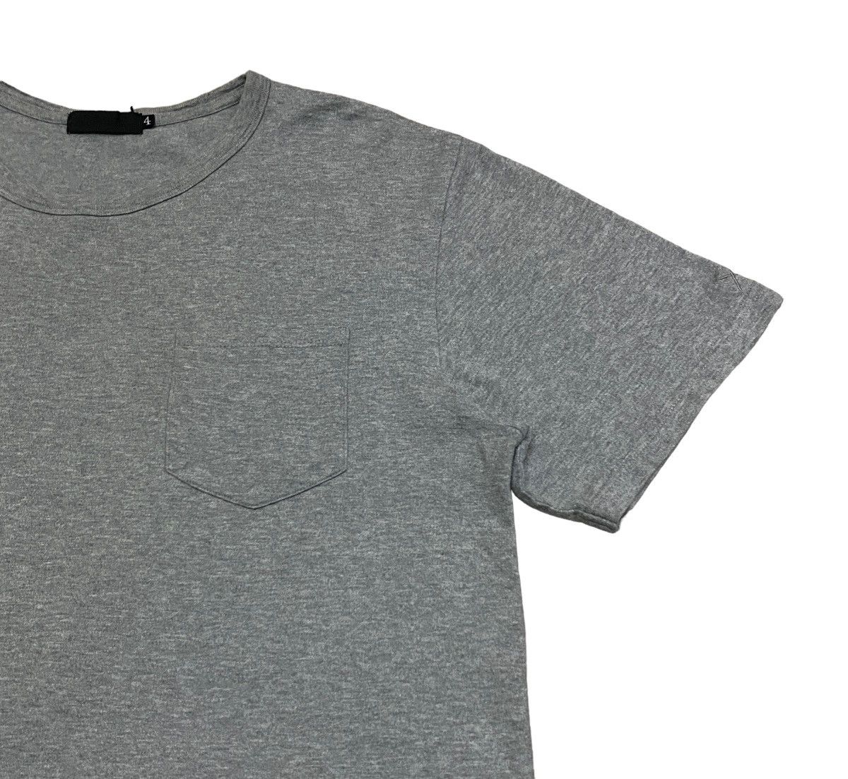 Japanese Brand Rare Vintage Japanese Brand Original Fake T-shirt 2000s Size US XL / EU 56 / 4 - 6 Thumbnail