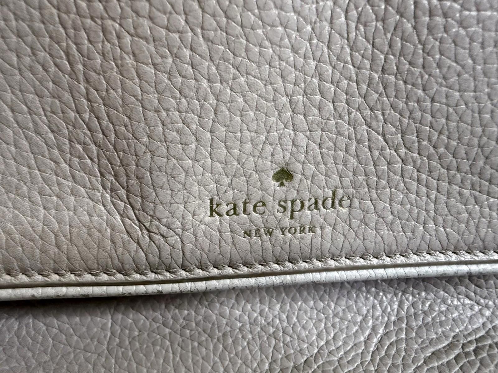Kate Spade Kate Spade New York Pebbled Leather Crossbody Bag Off-White Size ONE SIZE - 3 Thumbnail