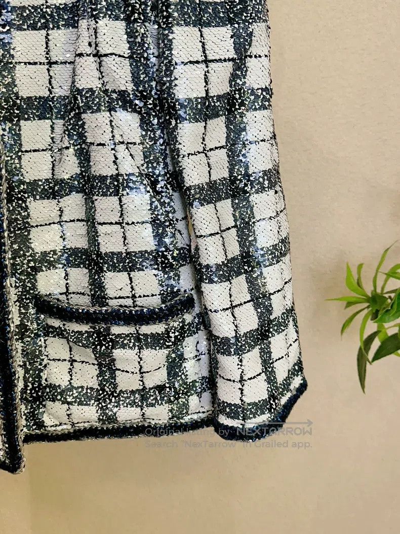 Chanel Chanel Popular black and white sequin jacket at the Lafaye Size S / US 4 / IT 40 - 6 Thumbnail