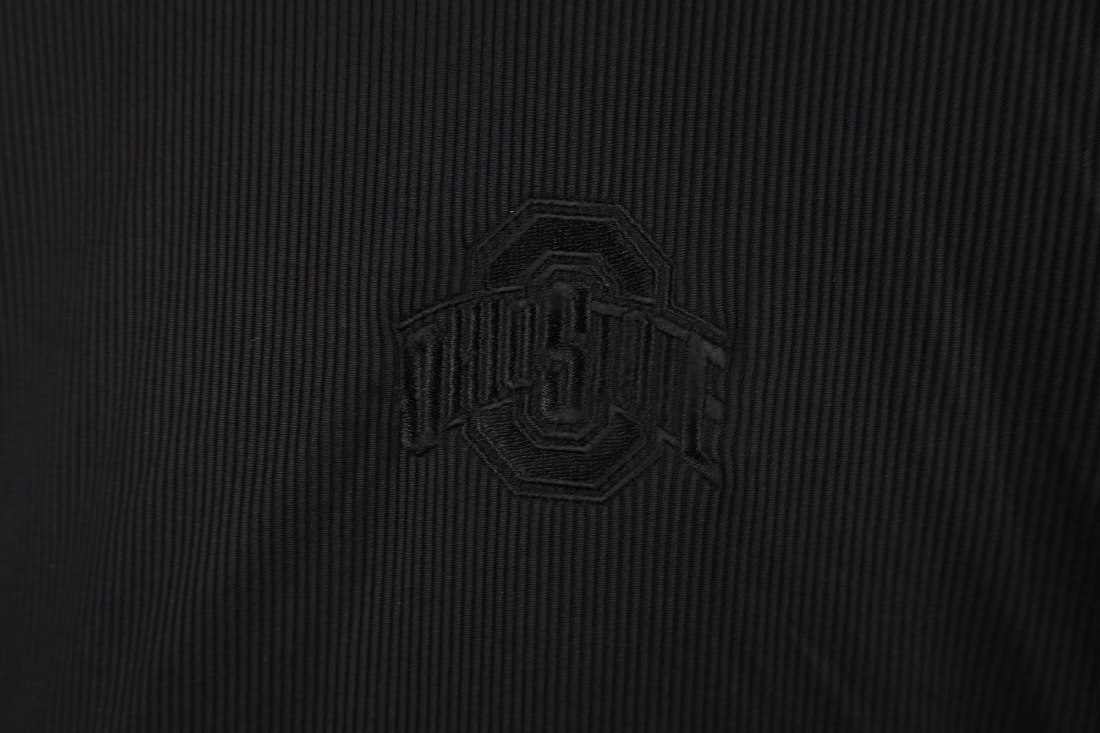 Vintage Vintage 90s Ohio State University Ribbed Long Sleeve T-Shirt Size US L / EU 52-54 / 3 - 4 Thumbnail