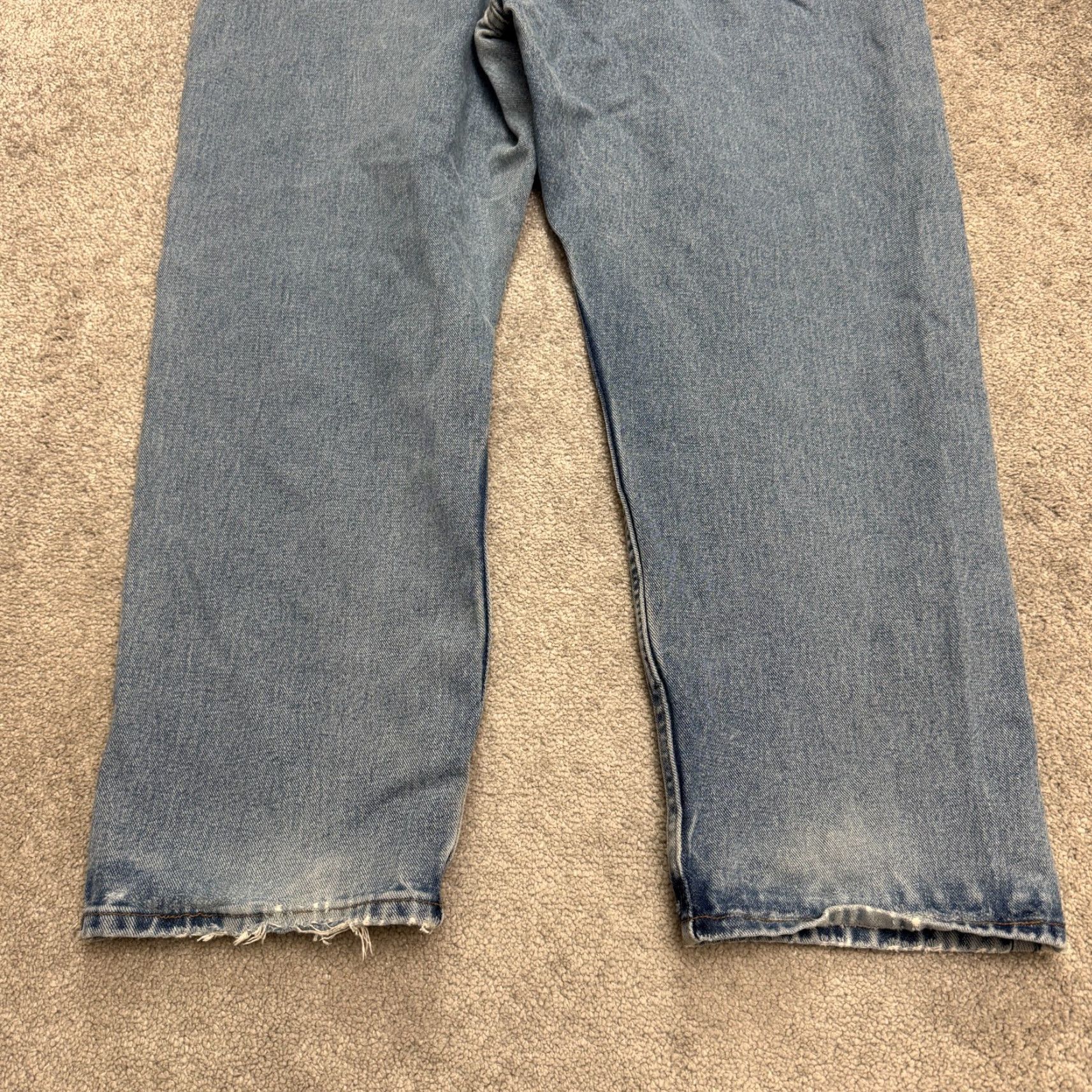 Wrangler Wrangler Jeans Mens 44x30 Blue Relaxed Fit Straight Leg Denim Cotton Medium Wash Size US 43 - 5 Thumbnail