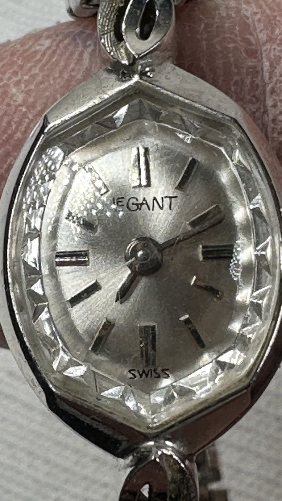Vintage LeGant Swiss Ladies Watch Size ONE SIZE - 7 Thumbnail