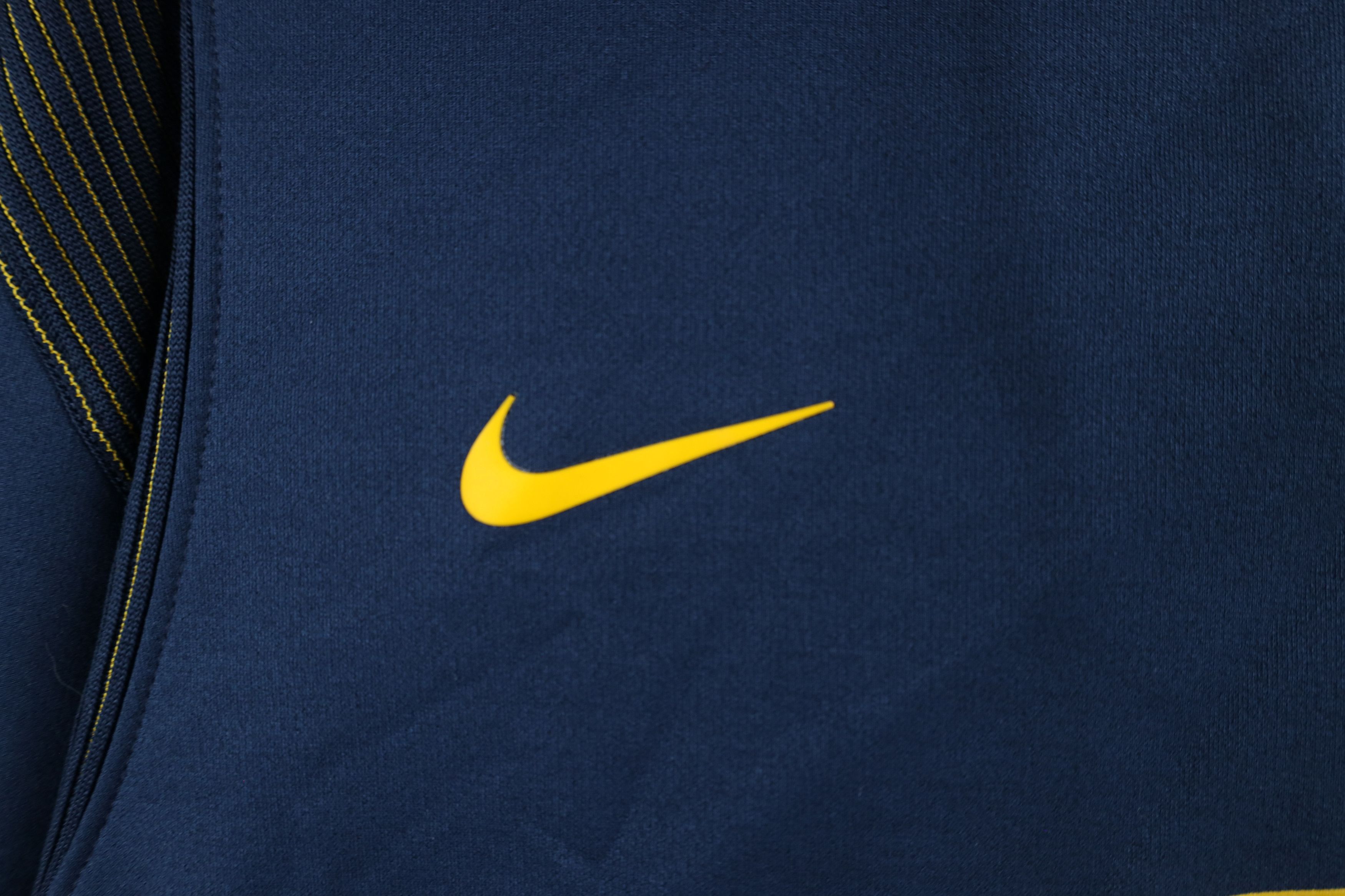 Nike × Vintage Nike University of Toledo Basketball Hoodie Sweatshirt Size US M / EU 48-50 / 2 - 5 Thumbnail