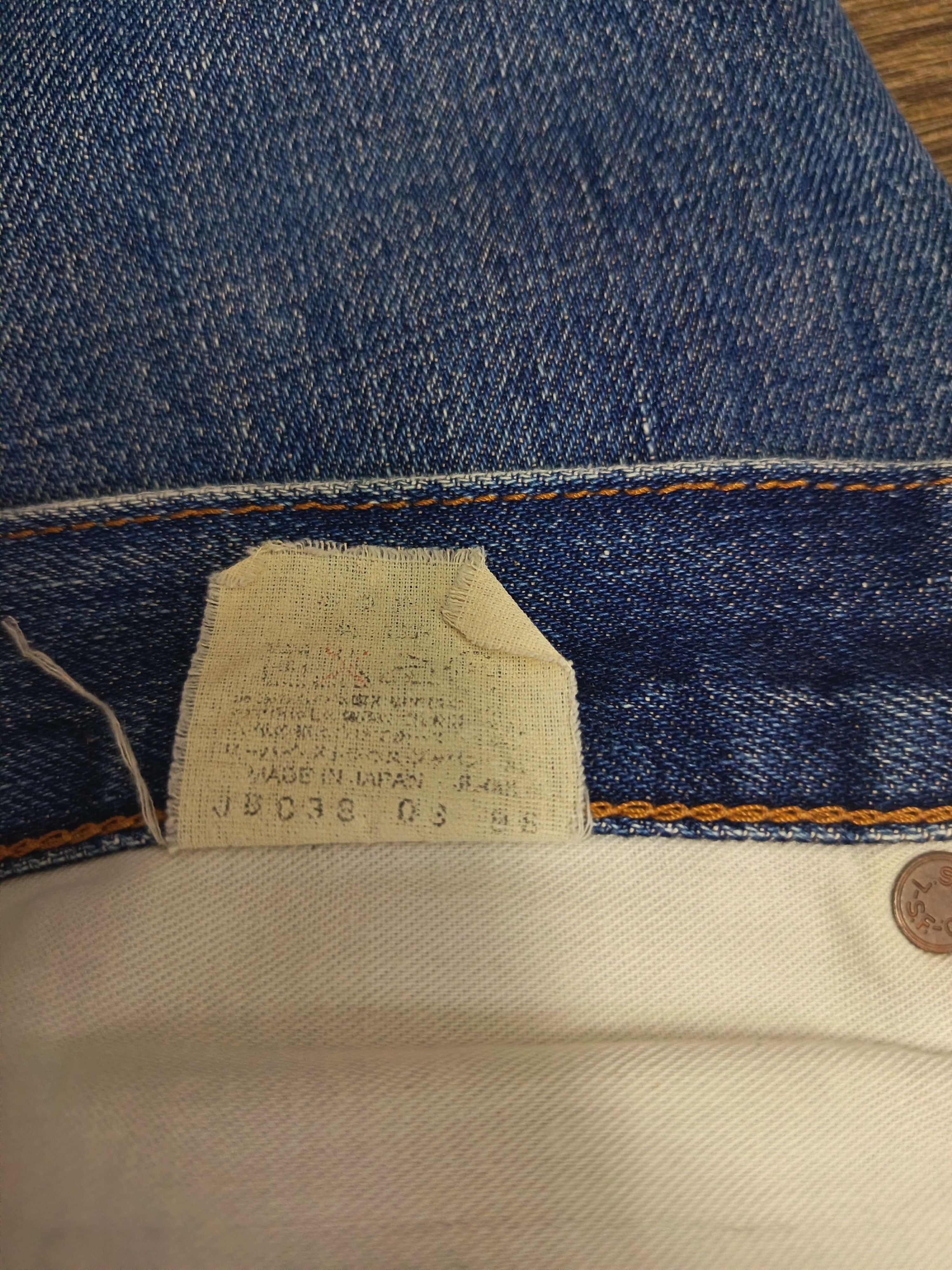 Levi's Vintage Clothing Vintage Levi's 502 Big E selvedge Size US 31 - 8 Thumbnail