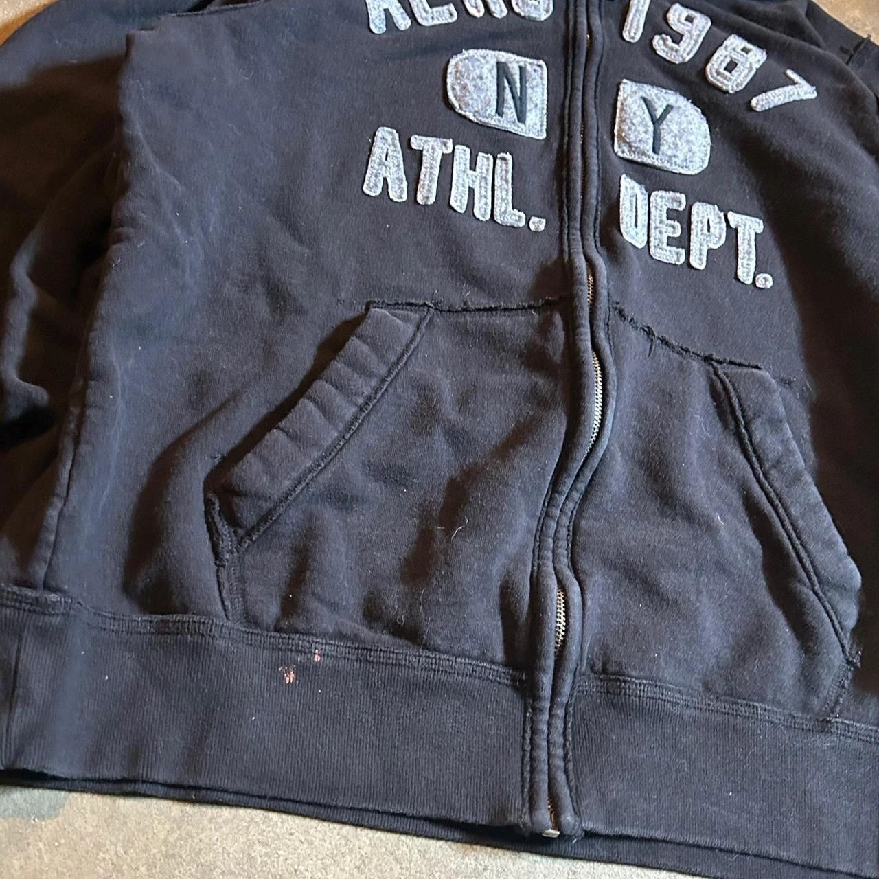Aeropostale Aeropostale black hoodie with grey accents Size US L / EU 52-54 / 3 - 3 Thumbnail