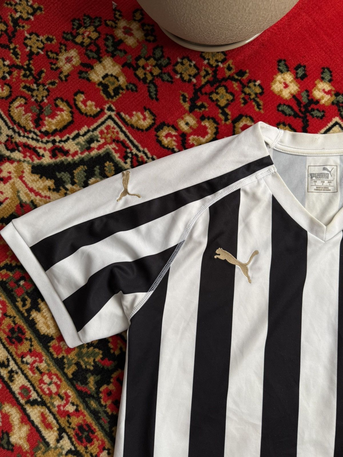 Puma Blokecore puma Newcastle 2013 Striped Home Football Shirt L Size US L / EU 52-54 / 3 - 4 Thumbnail