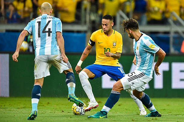 Nike Brazil home 2016 neymar jr jersey football Size US S / EU 44-46 / 1 - 13 Thumbnail