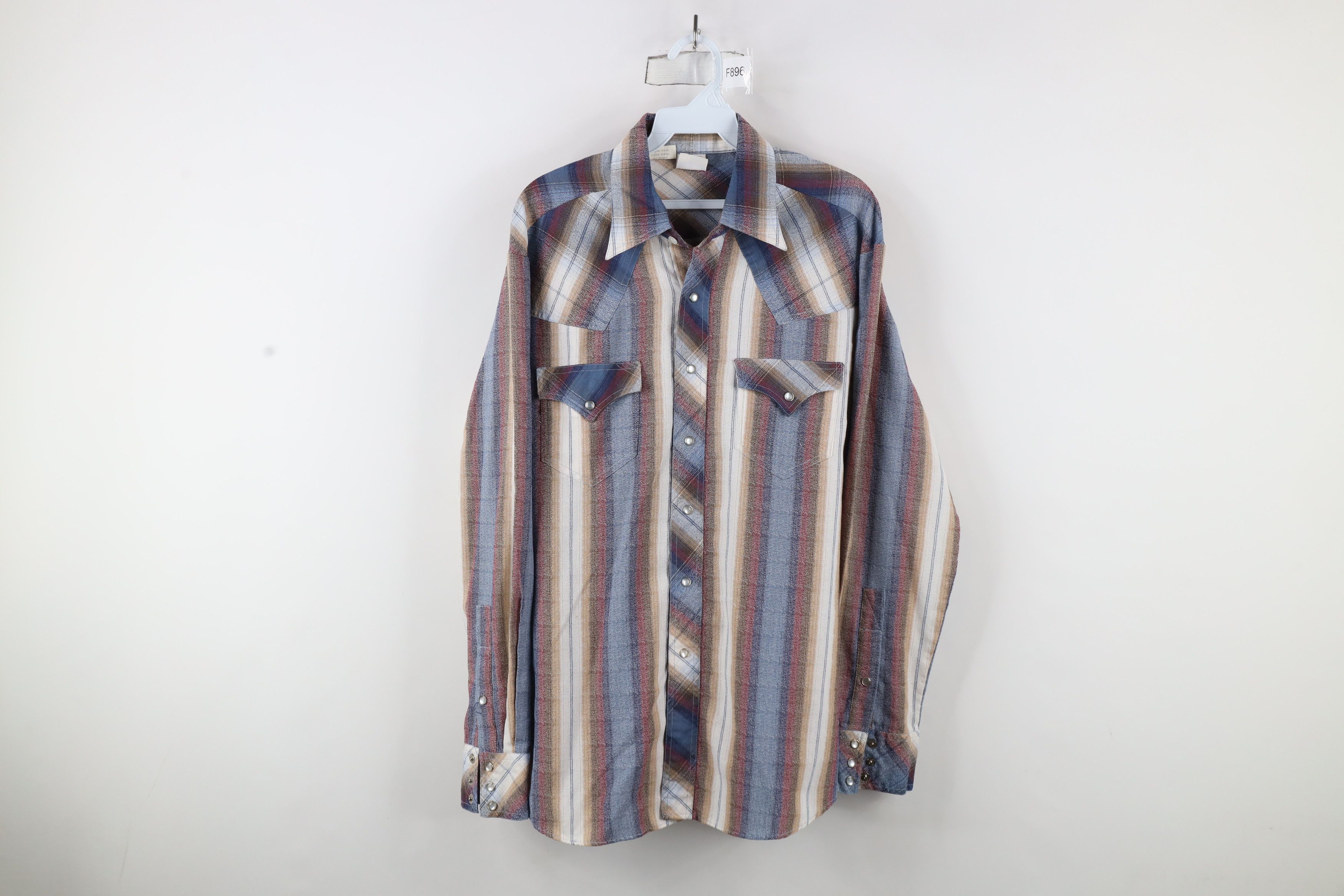 Vintage Vintage 70s Streetwear Striped Western Snap Button Shirt Size US L / EU 52-54 / 3 - 1 Thumbnail