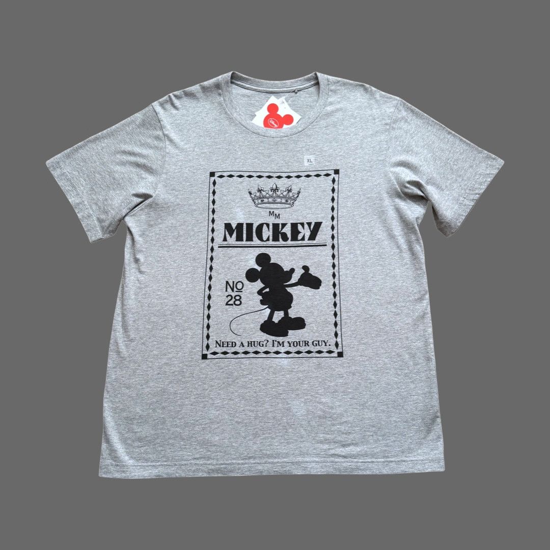 Uniqlo Uniqlo Disney Mickey Mouse Gray SS Graphic Tee Size XL NWT Size US XL / EU 56 / 4 - 1 Thumbnail