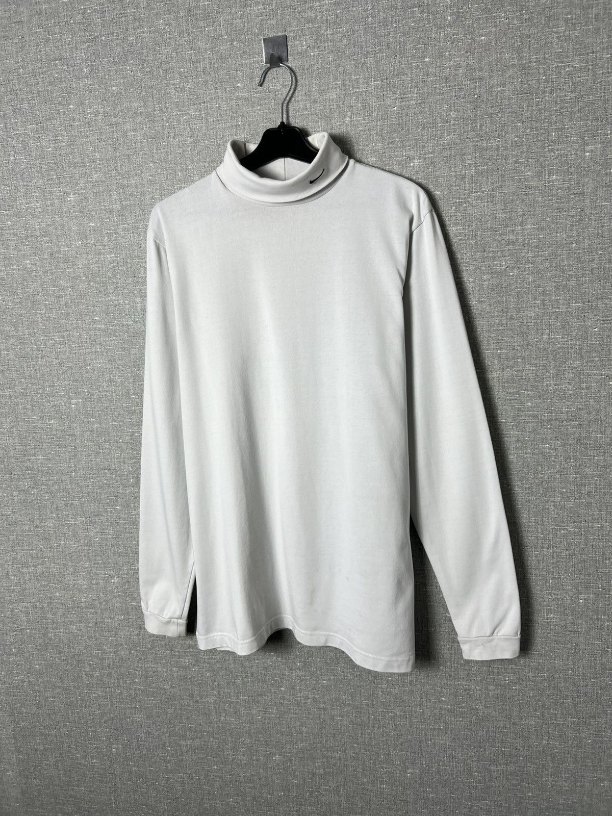 Nike Nike White Turtleneck Long Sleeve Swoosh Logo On Collar Size US M / EU 48-50 / 2 - 2 Thumbnail