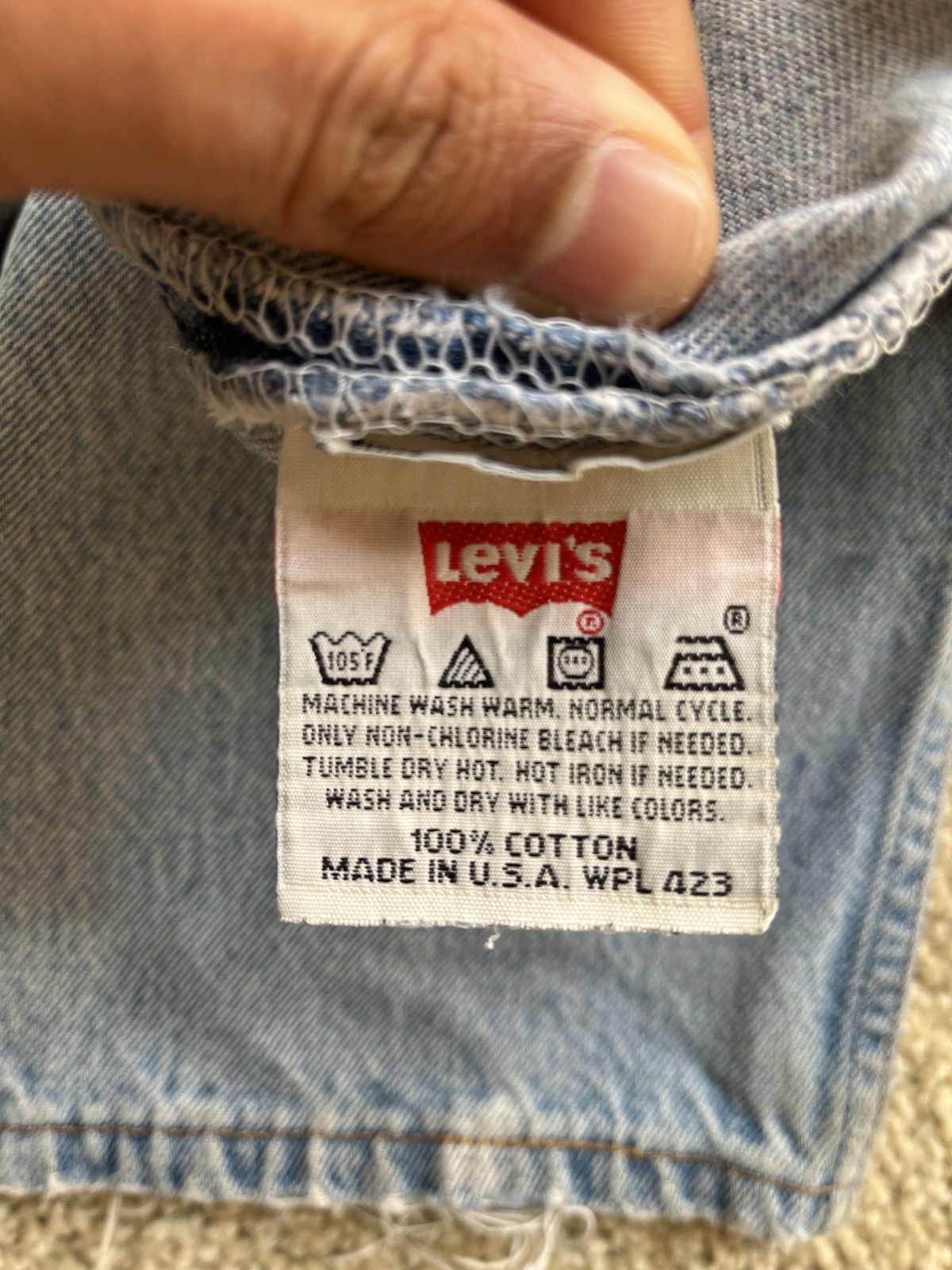 Levi's 1990’s Vintage Levi’s 501 Jeans Distressed Denim Button Fly Size US 33 - 7 Thumbnail