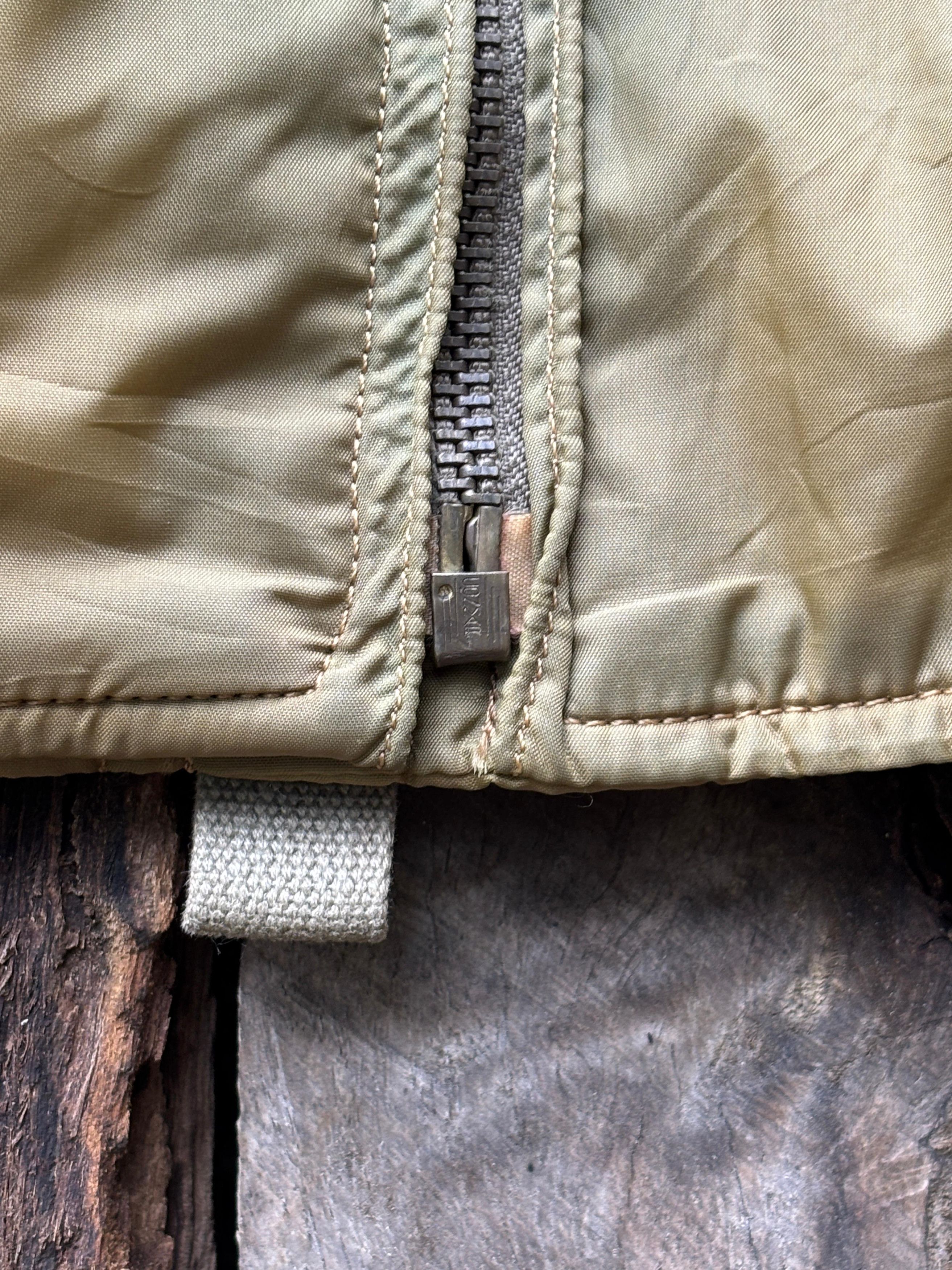 Buzz Rickson's Vintage Buzz Ricksons Toyo Enterprise 18342 G8 WEP Jacket Size US L / EU 52-54 / 3 - 7 Thumbnail