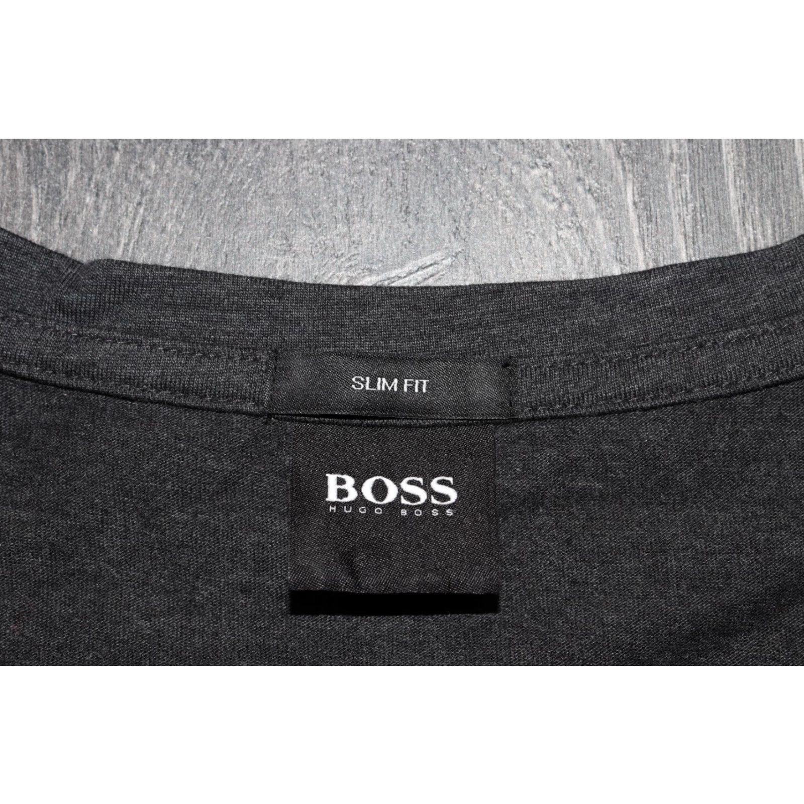 Hugo Boss HUGO BOSS T-SHIRT MEN L GRAY COTTON CREW NECK SLIM FIT ORIGINAL SHIRT Size US L / EU 52-54 / 3 - 3 Thumbnail
