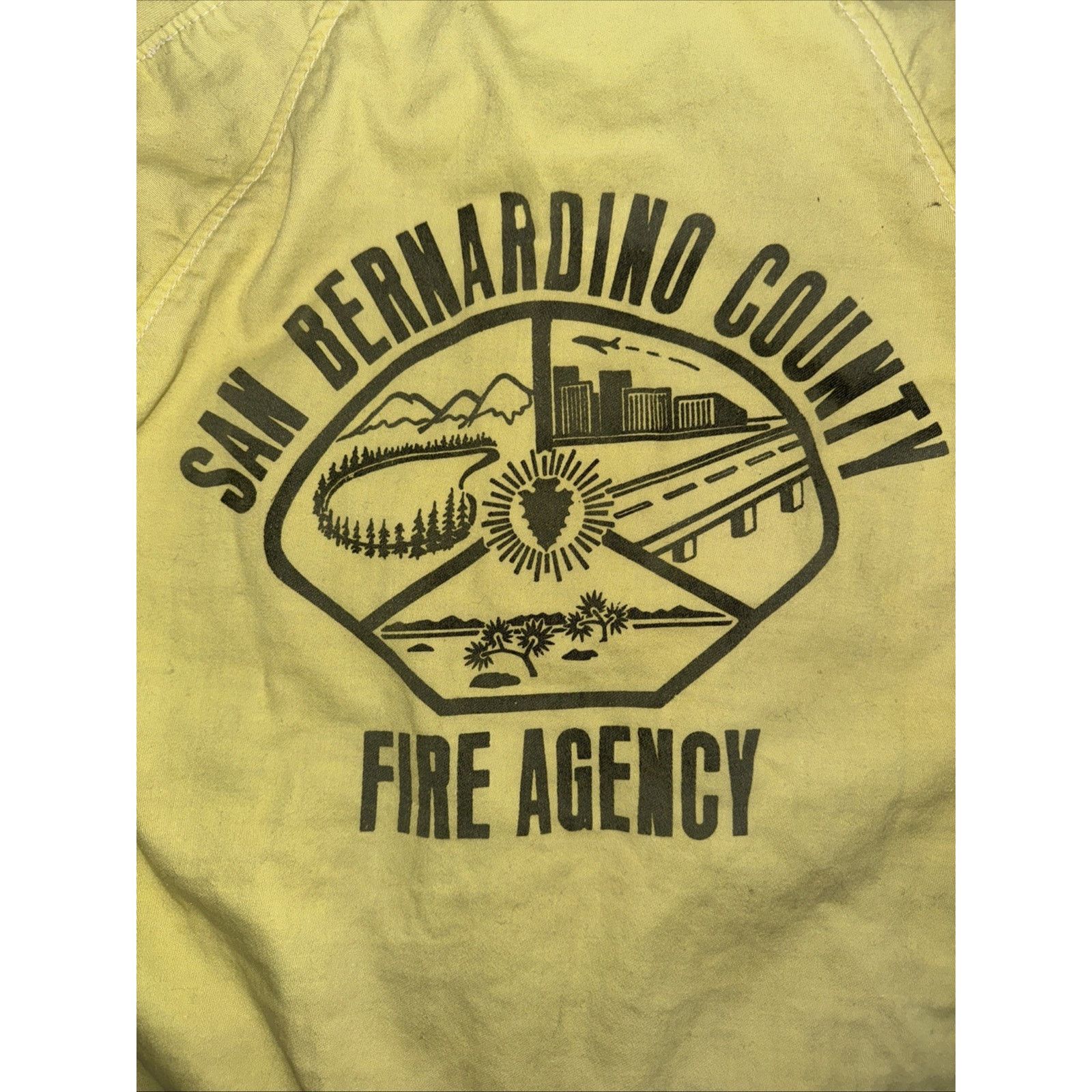 Vintage Vintage Firefighter Chore Jacket USA Distressed Workwear M Size US M / EU 48-50 / 2 - 6 Thumbnail