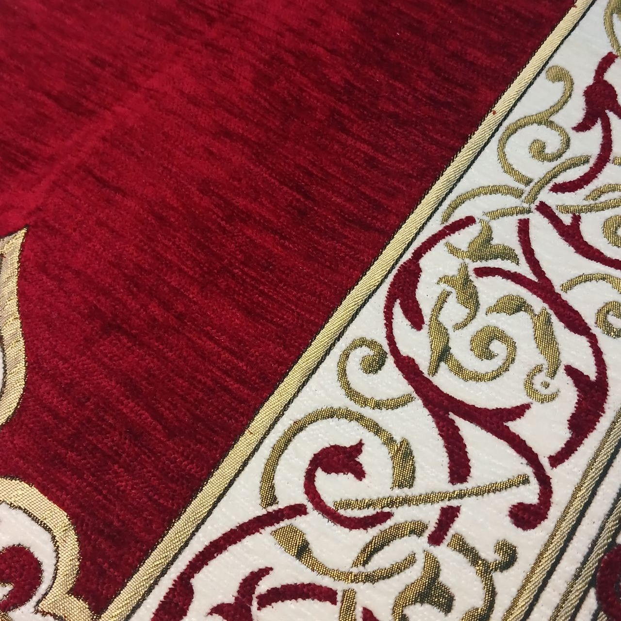 Vintage Luxury Islamic Prayer Rug Velvet Prayer egyptian Materials Size ONE SIZE - 4 Thumbnail