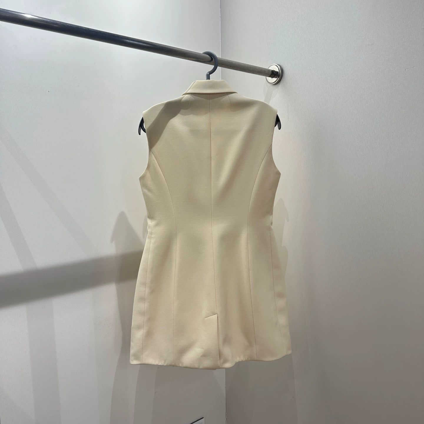 Christian Dior Monsieur CHRISTIAN DIOR mar111 Ivory Sleeveless Dress 40 Size M / US 6-8 / IT 42-44 - 2 Thumbnail