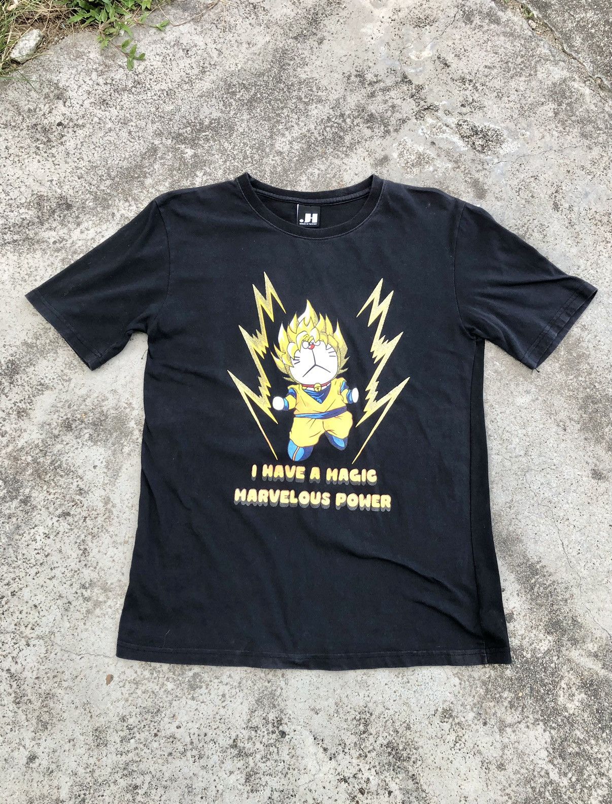 Anime DORAEMON SUPER SAIYAN TEE Size US M / EU 48-50 / 2 - 1 Thumbnail