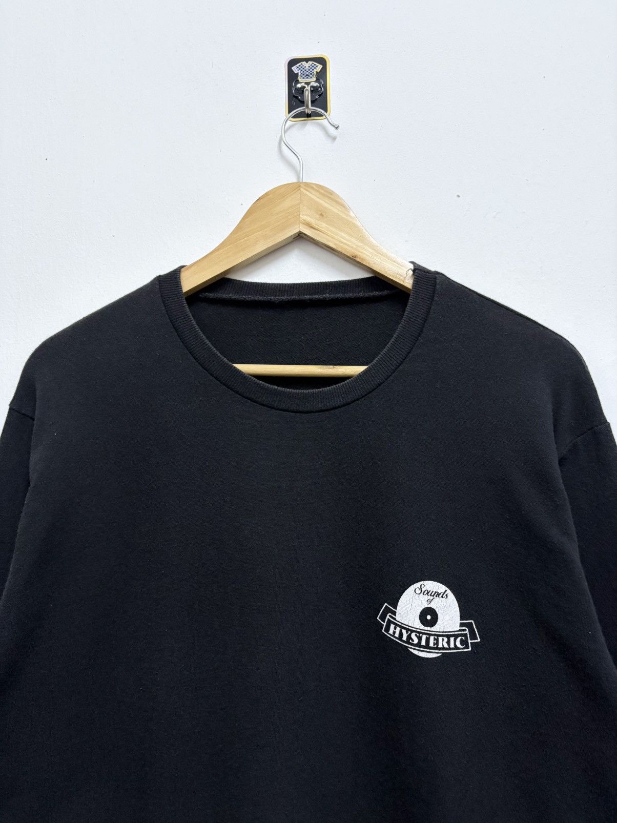 Hysteric Glamour 2000's Hysteric Glamour " Sounds of Hysteric " Crewneck Size US M / EU 48-50 / 2 - 4 Thumbnail