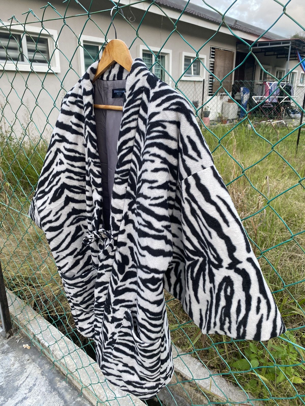 Japanese Brand Ichimonme Zebra Kimono Size US L / EU 52-54 / 3 - 4 Thumbnail