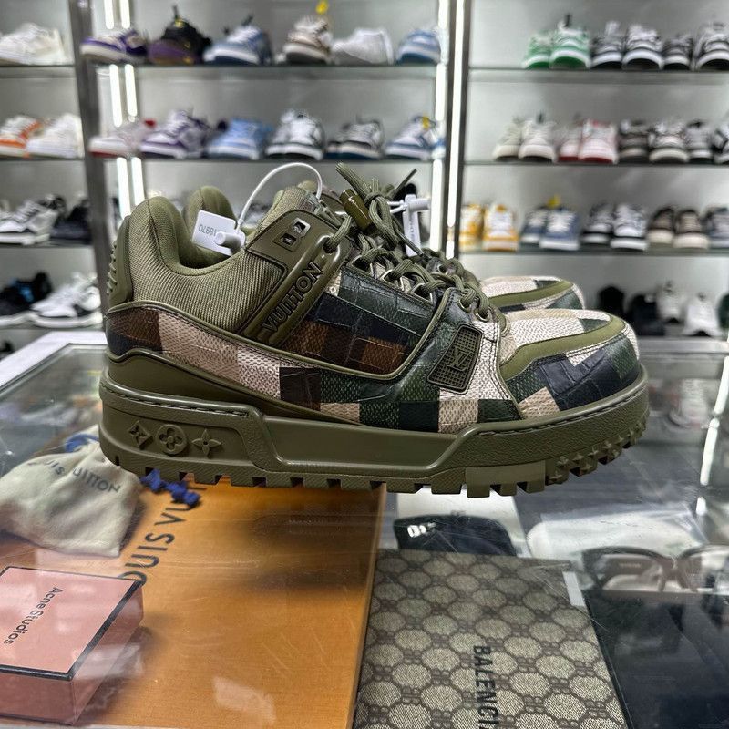Louis Vuitton Louis Vuitton Trainer Maxi Leather Sneakers -2508 Size US 9 / EU 42 - 8 Thumbnail