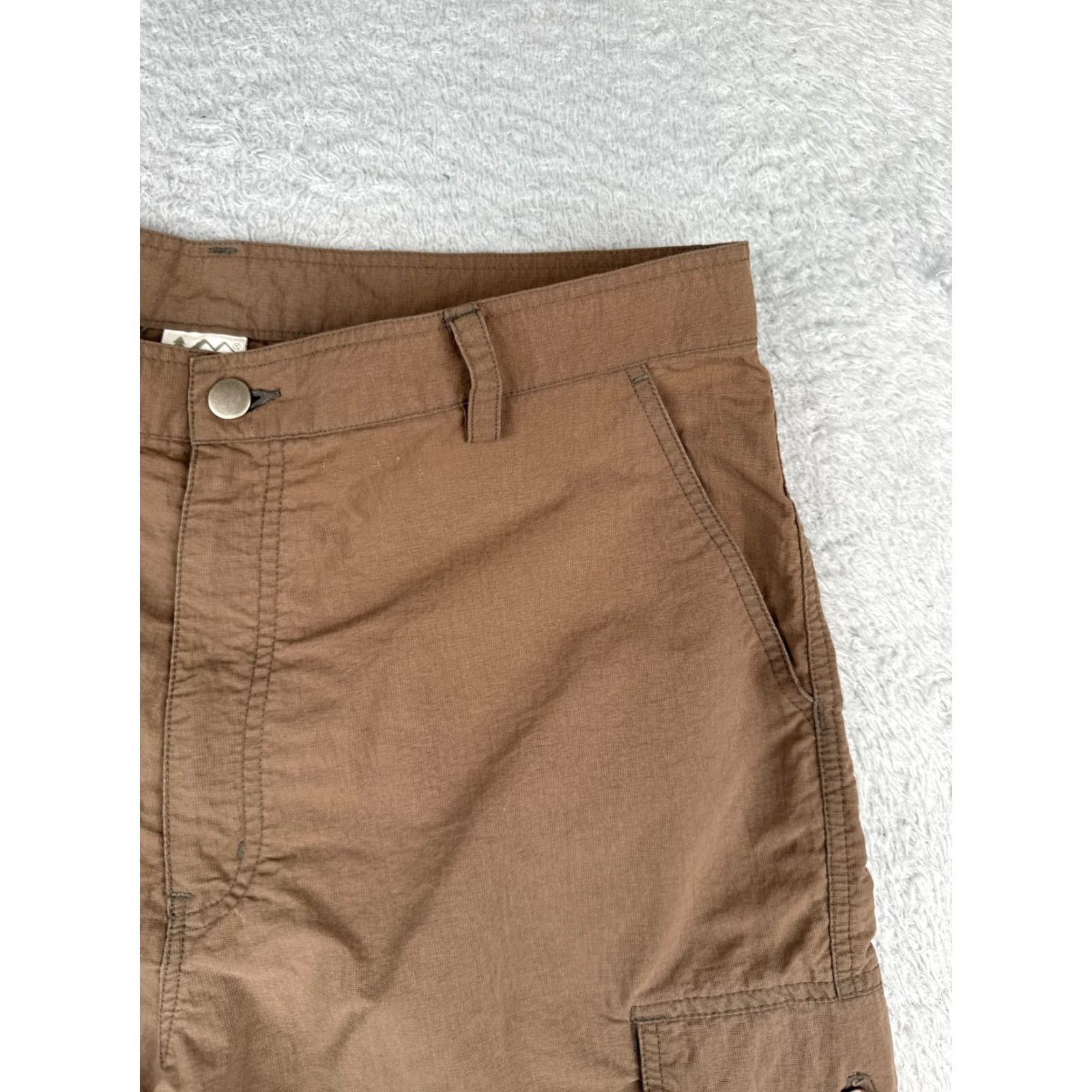 Vintage REI Men Shorts Cargo 36 Brown Nylon Cotton Shell Pockets Zip 9 Inseam Cargo Pocket Travel Casual 36x9 Mens Size US 36 / EU 52 - 5 Thumbnail