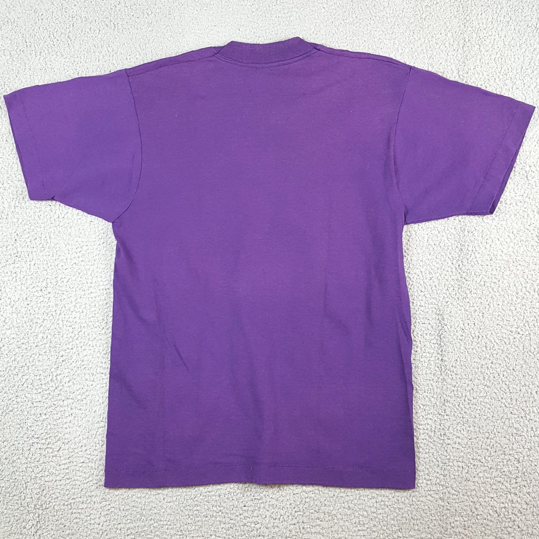 Vintage VINTAGE Bristol VA 90s Gold Sign T Shirt - Travel Landmark Virginia - Screen Stars - Size S - Purple - Cotton - Short Sleeve - Embroidered Logo - Men Size US S / EU 44-46 / 1 - 6 Thumbnail