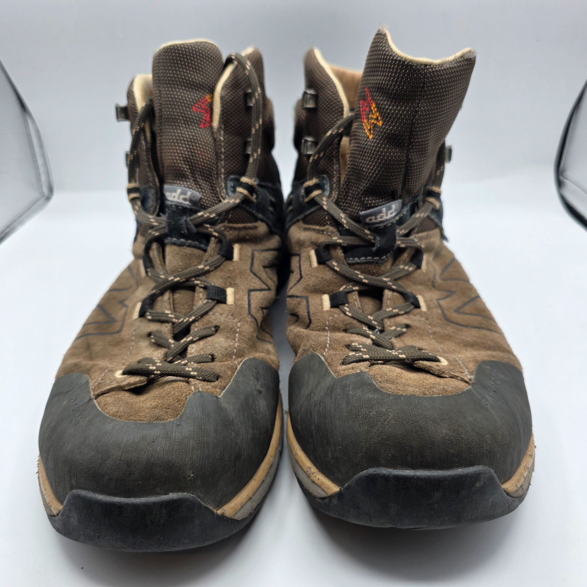 Other Garmont Santiago GTX Mens Hiking Boots Size 12 Brown Leather Size US 12 / EU 45 - 13 Thumbnail