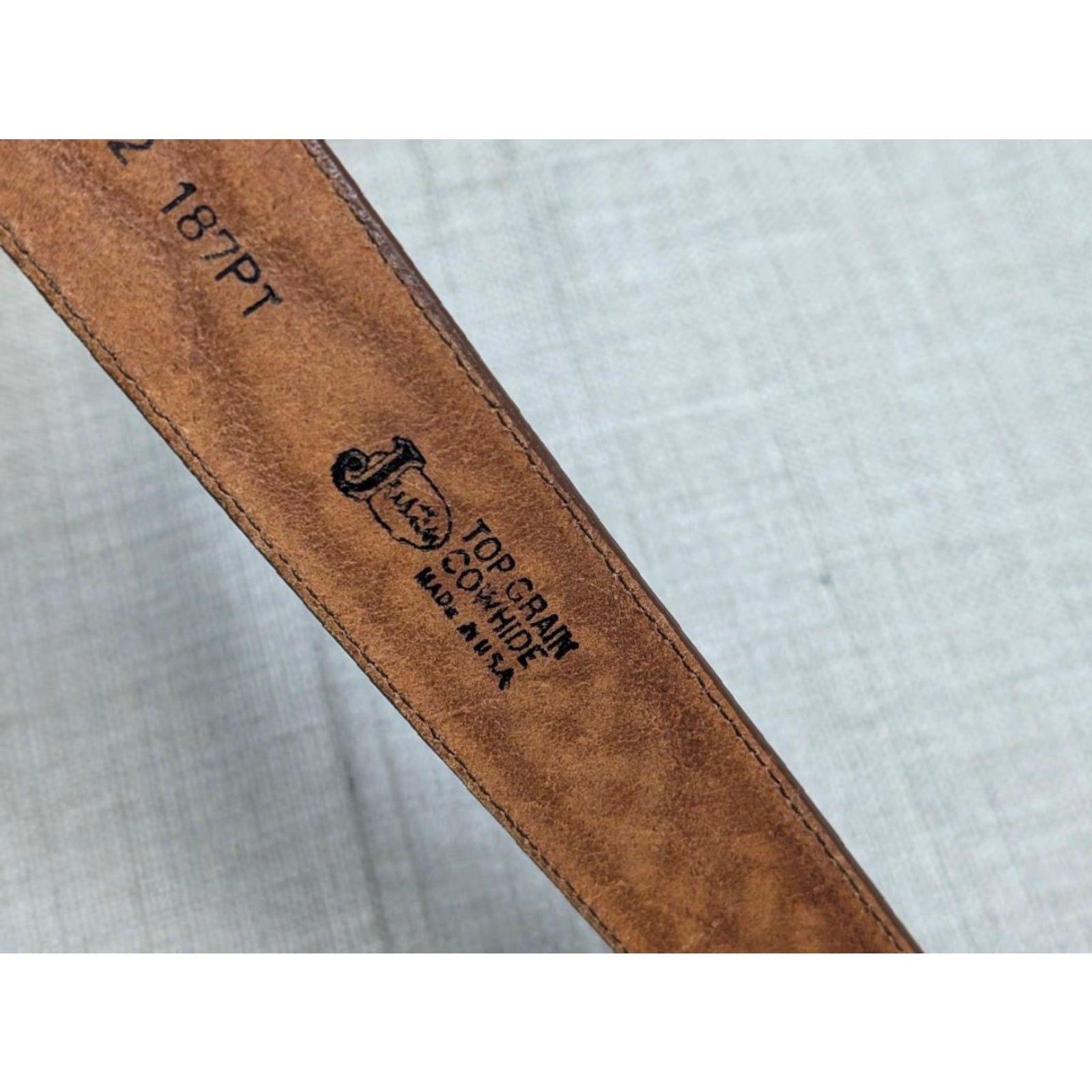 Vintage VINTAGE Justin Western Belt 32 Brown Tooled Cowhide Leather USA Made Belt Men Size 32 - 6 Thumbnail