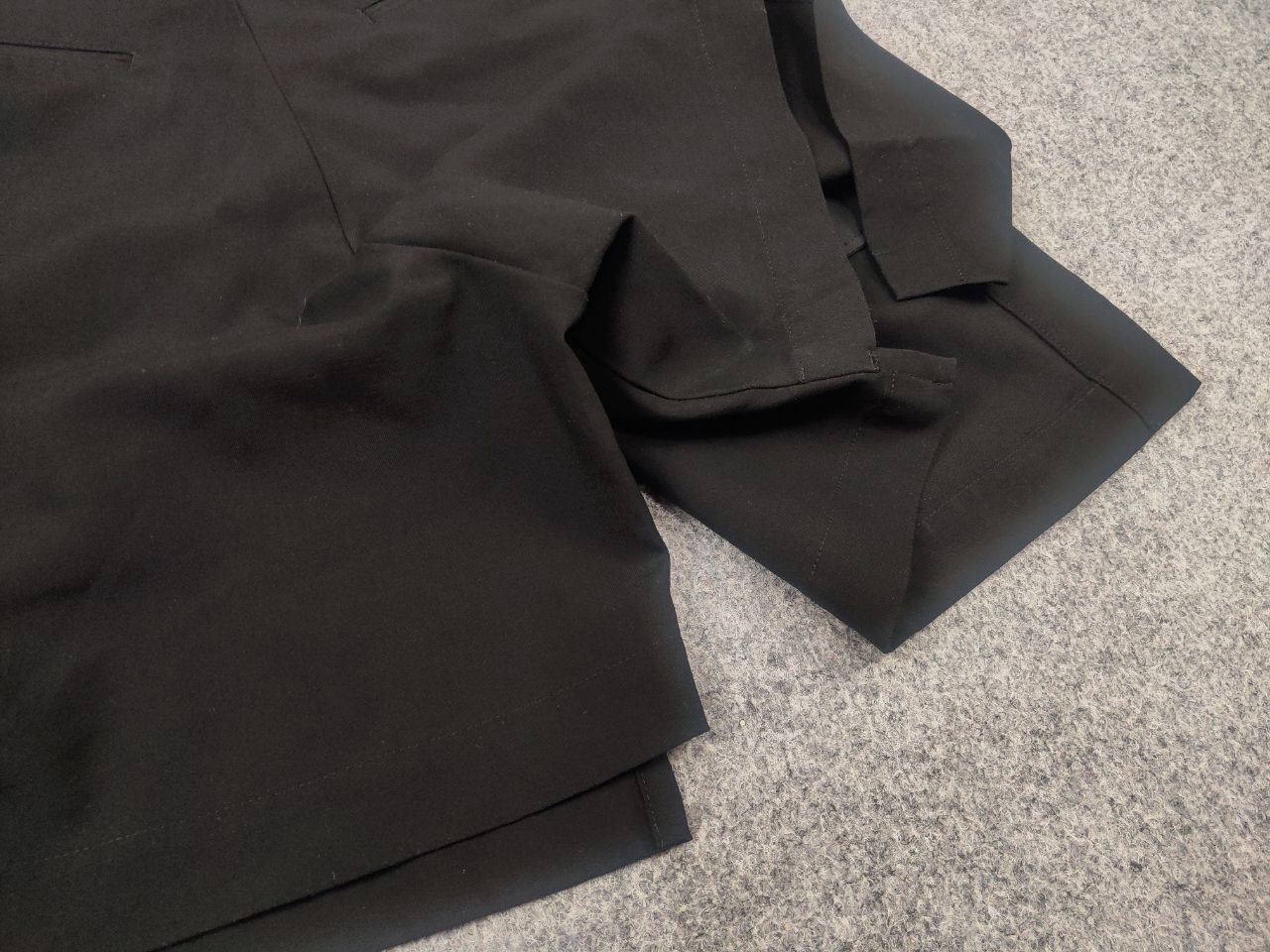 Yohji Yamamoto Yohji Yamamoto Y's Regulation Laine Wool Womens Tuck Shorts Size 30" / US 8 / IT 44 - 11 Thumbnail