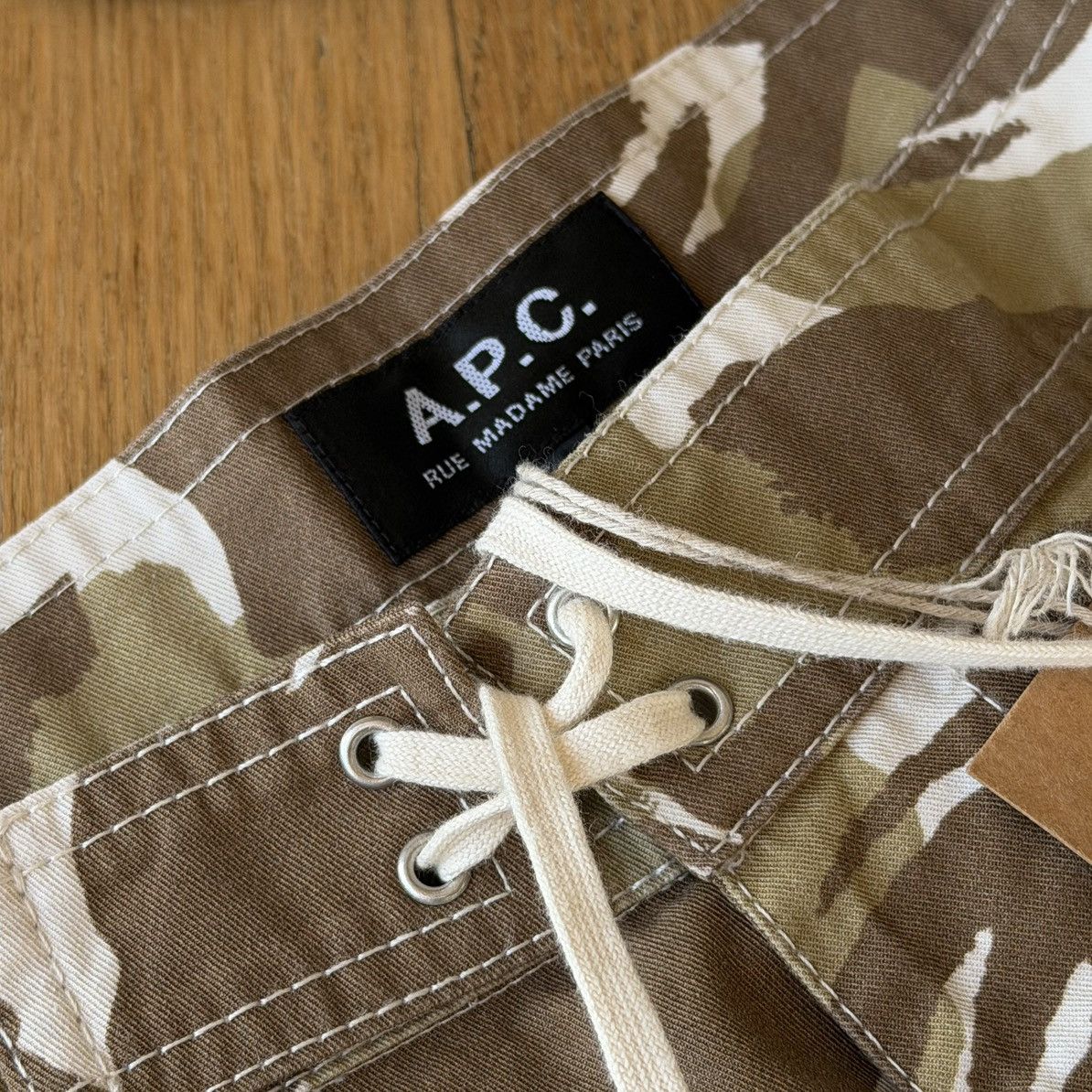 A.P.C. A.P.C. Camouflage Cotton Twill Drawstring Shorts Size US 38 / EU 54 - 5 Thumbnail