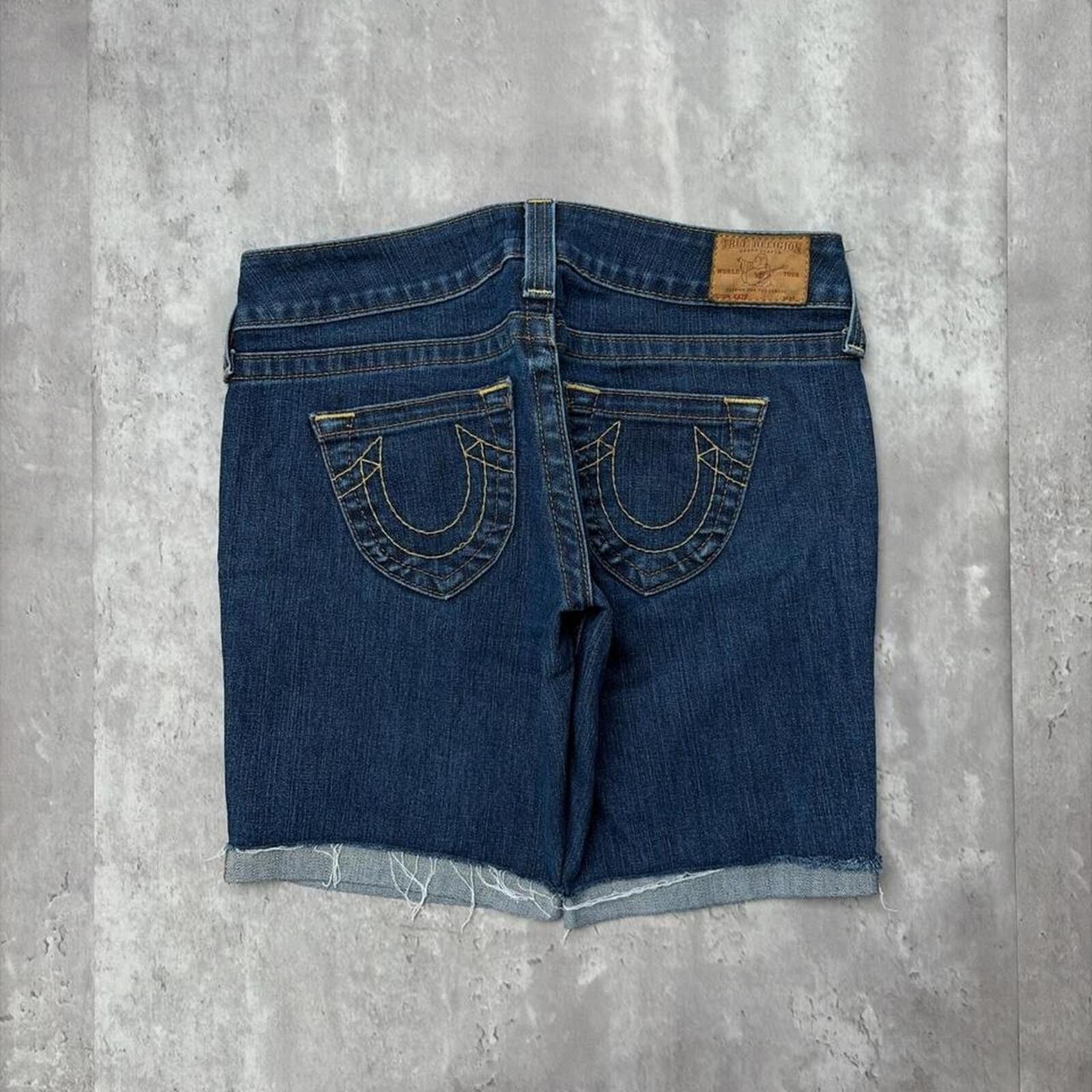 True Religion Y2K Blue True Religion Grunge Gothic Kate Midi Denim Shorts Size 30" / US 8 / IT 44 - 1 Thumbnail