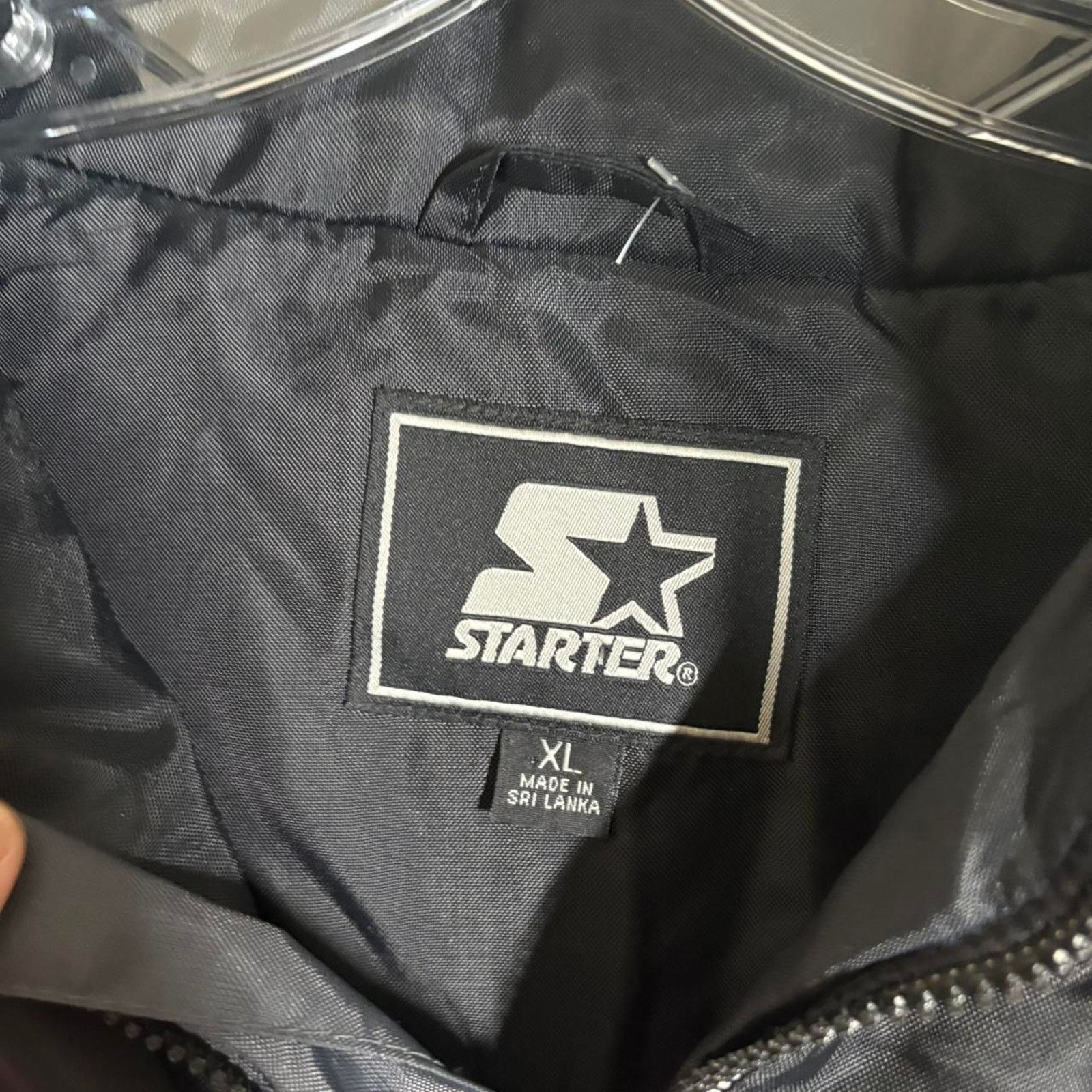 Starter Vintage 90s starter puffer jacket back design size XL Size US XL / EU 56 / 4 - 6 Thumbnail