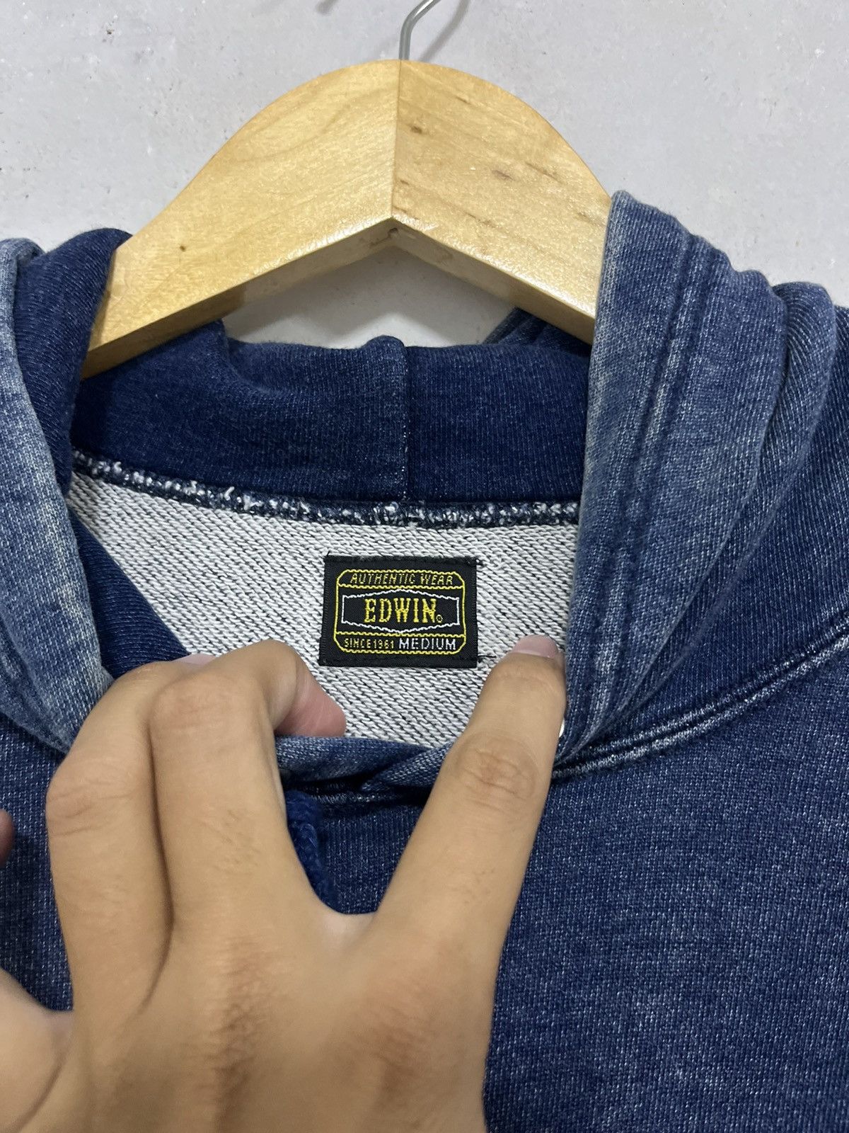 Edwin Vtg Edwin Washed Denim Pull Over hoodie x Japanese brand Size US L / EU 52-54 / 3 - 3 Thumbnail