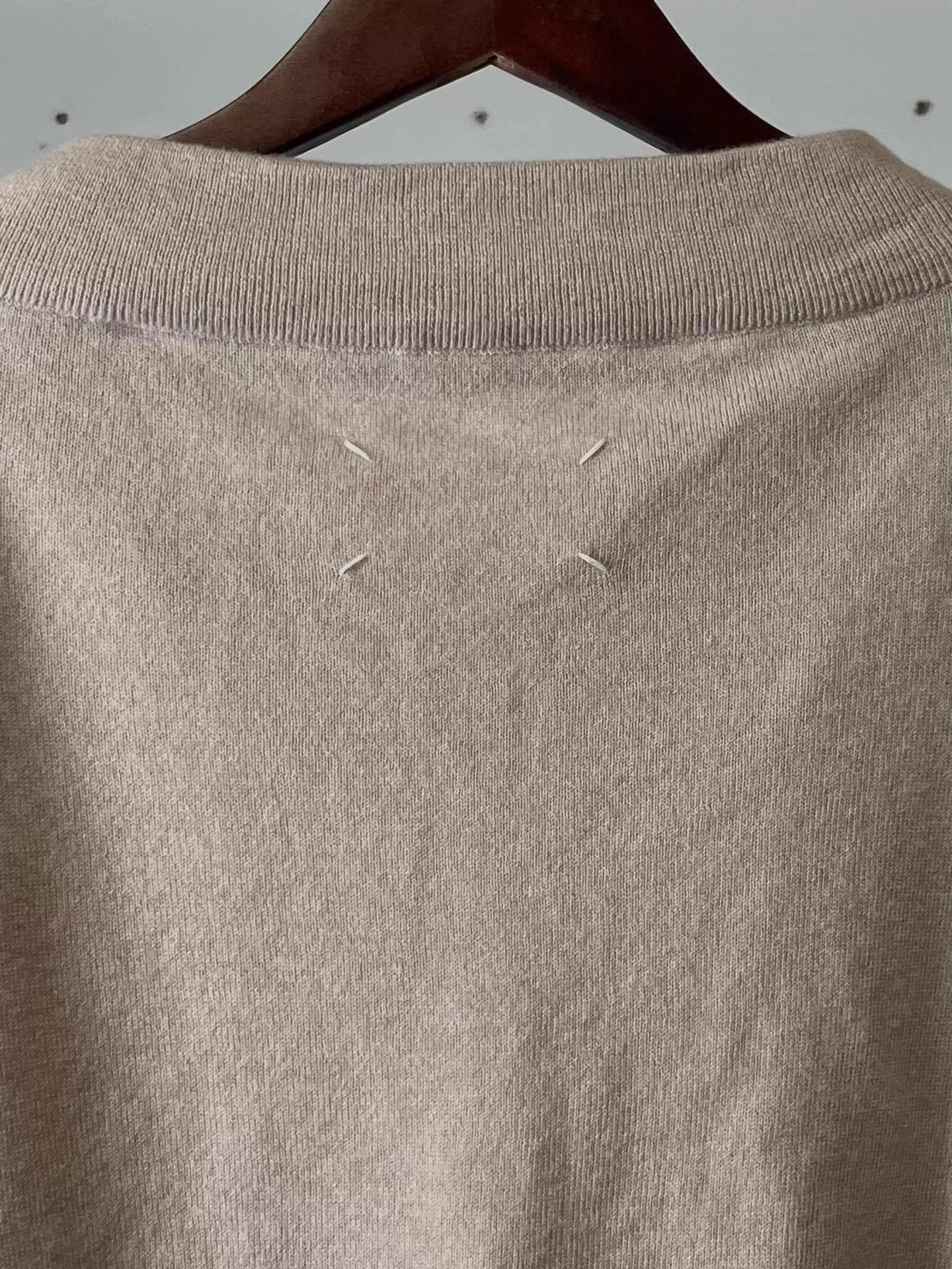 Maison Margiela Maison Margiela FW19 Blush Pink Wide-Shoulder Wool Sweater S Size S / US 4 / IT 40 - 5 Thumbnail