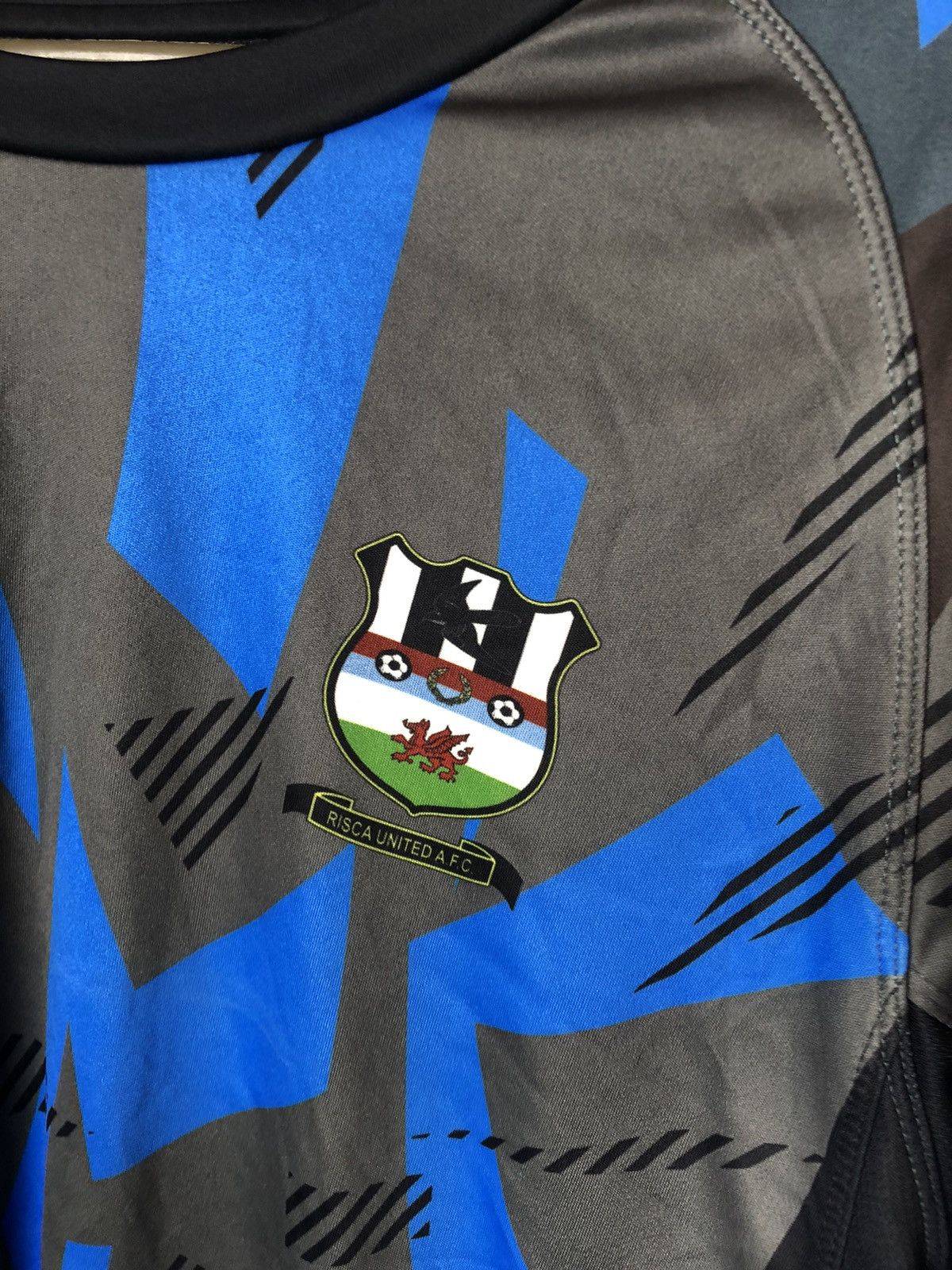 Other Men’s jersey Risca United size L Size US L / EU 52-54 / 3 - 2 Thumbnail