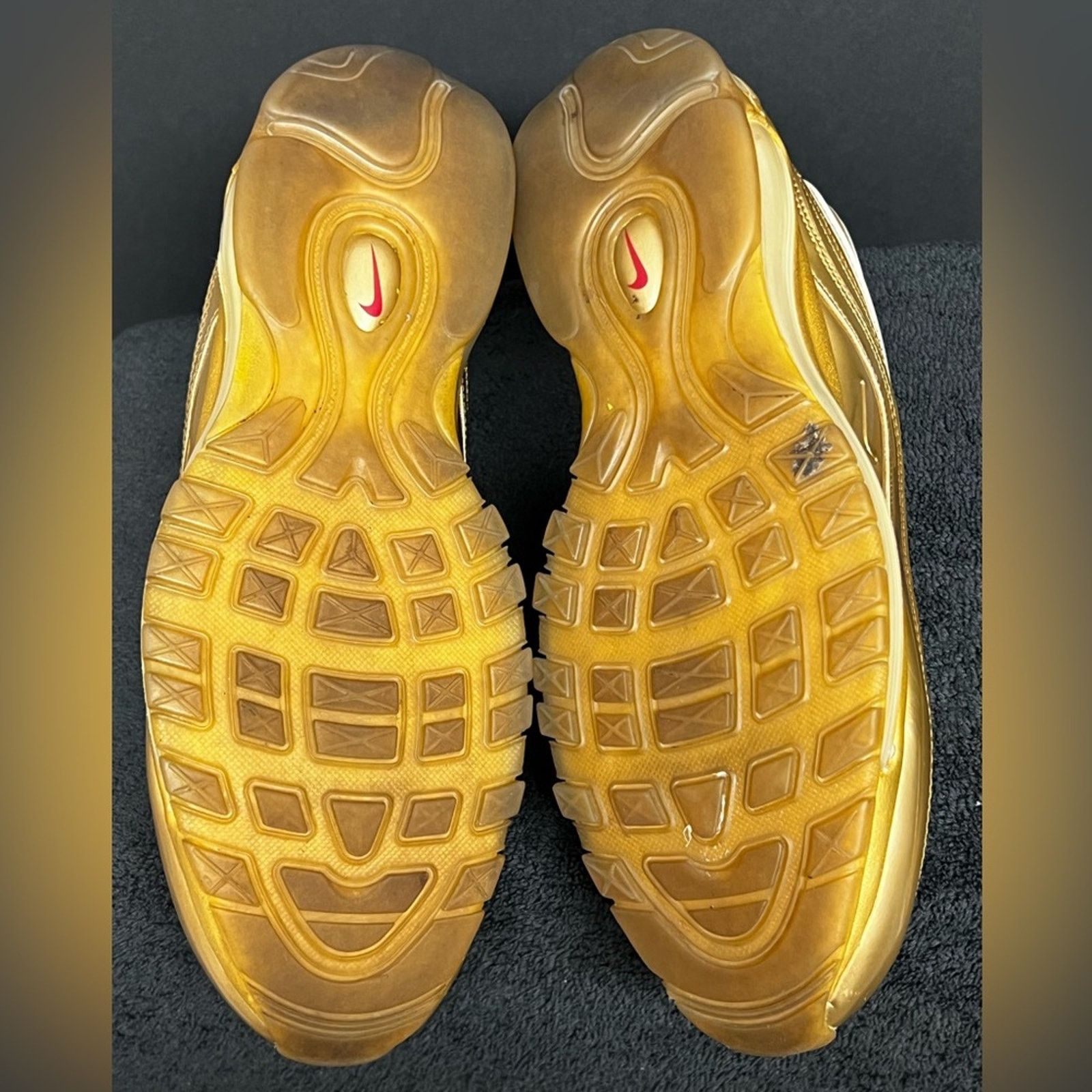 Nike Nike Air Max 97 Metallic Gold Low Top Shoes Men’s WORN TWICE Size US 10 / EU 43 - 8 Thumbnail