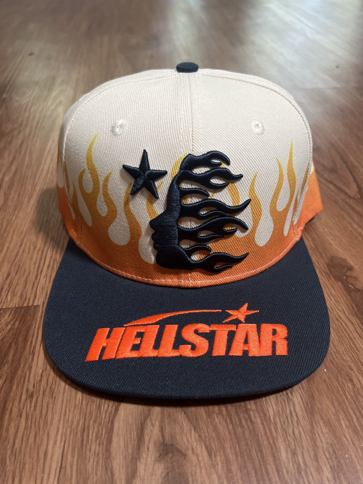 image of Hellstar Flame Vintage Snapback Hat in Cream, Men's
