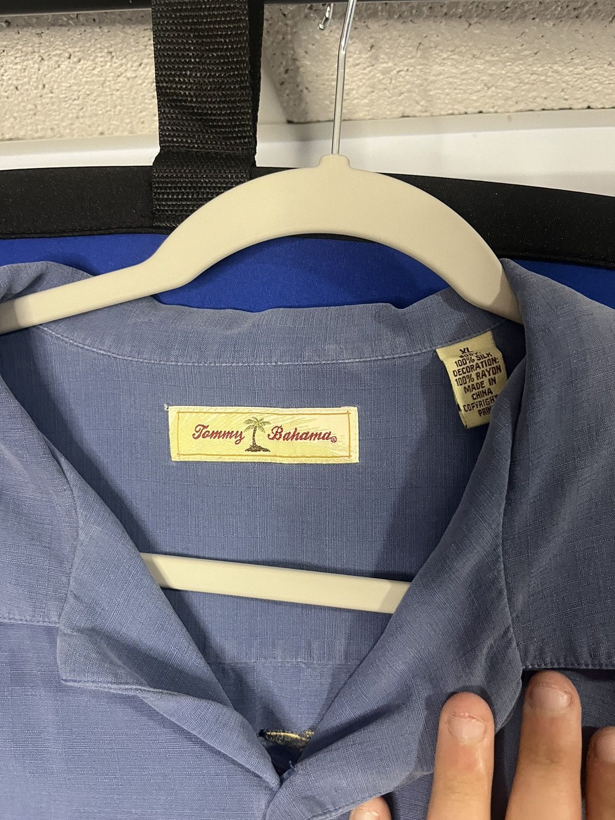 Tommy Bahama × Vintage Vintage Tommy Bahama Hawaiian Bowling Camp Button Shirt Size US XL / EU 56 / 4 - 3 Thumbnail