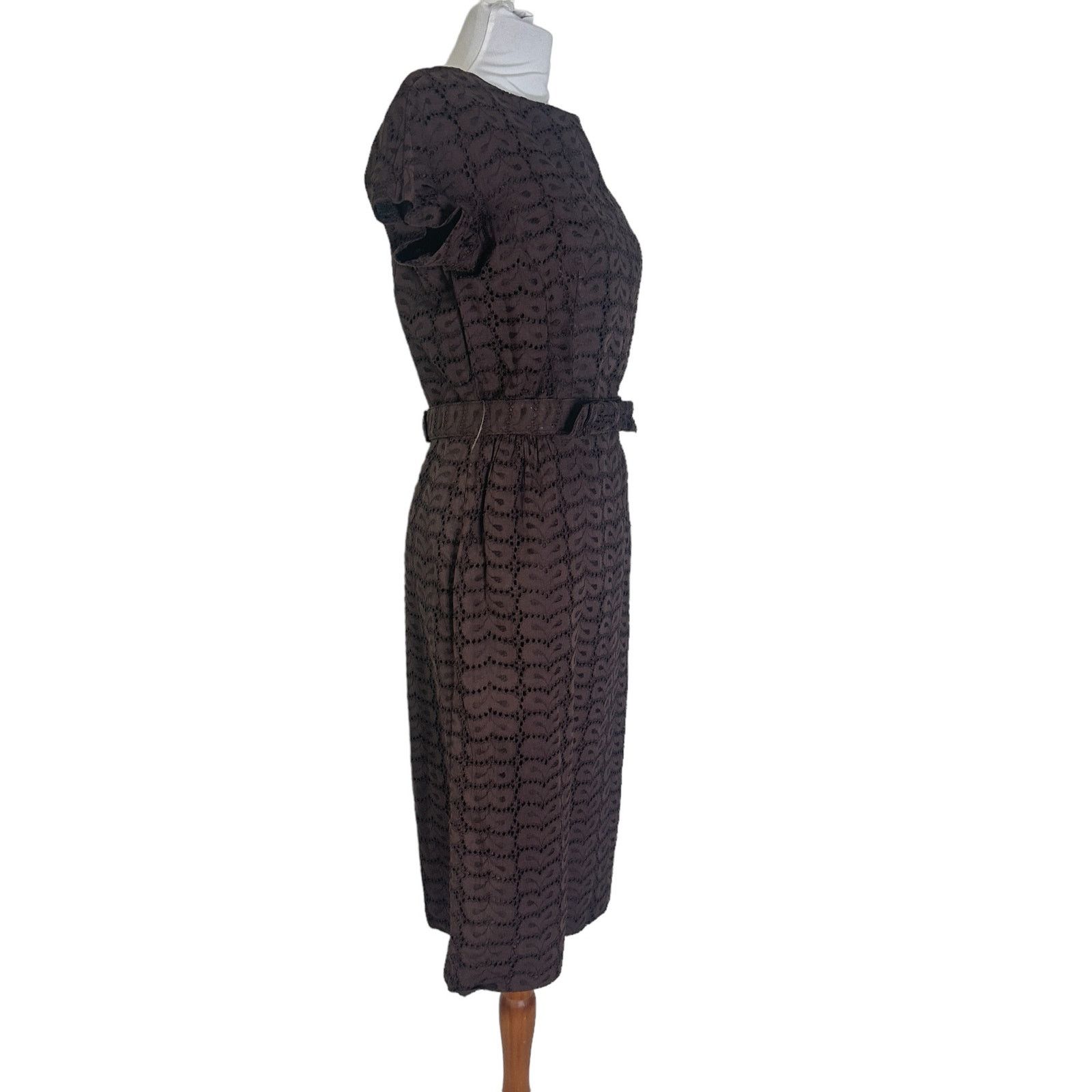 Vintage Vintage 1950s Brown Eyelet Wiggle Shift Dress Jacket Belt M Size M / US 6-8 / IT 42-44 - 5 Thumbnail