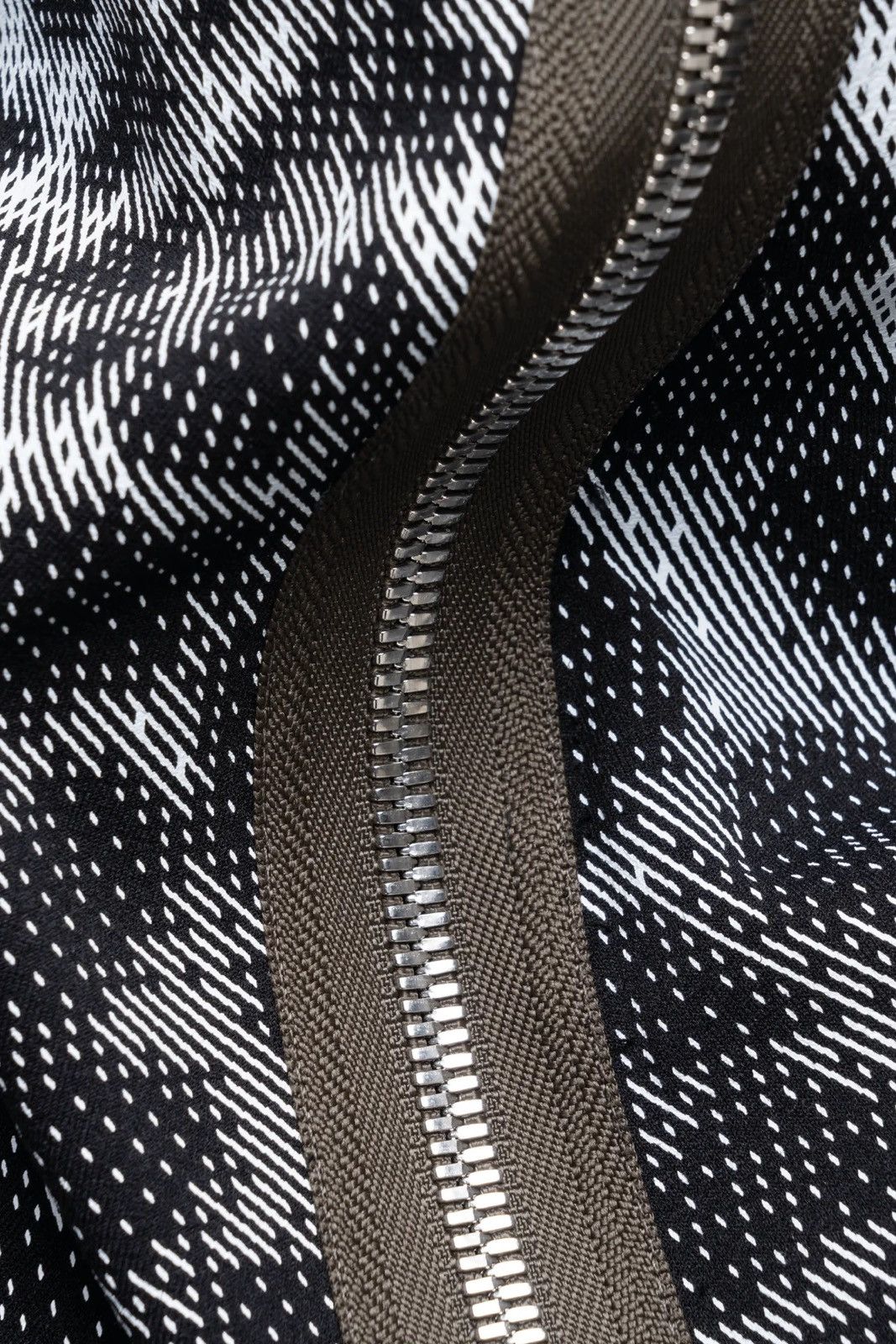 Acronym × Errolson Hugh ACRONYM NG4-PS MODULAR ZIPPERED POWERSTRETCH® NECK GAITER Size ONE SIZE - 3 Thumbnail