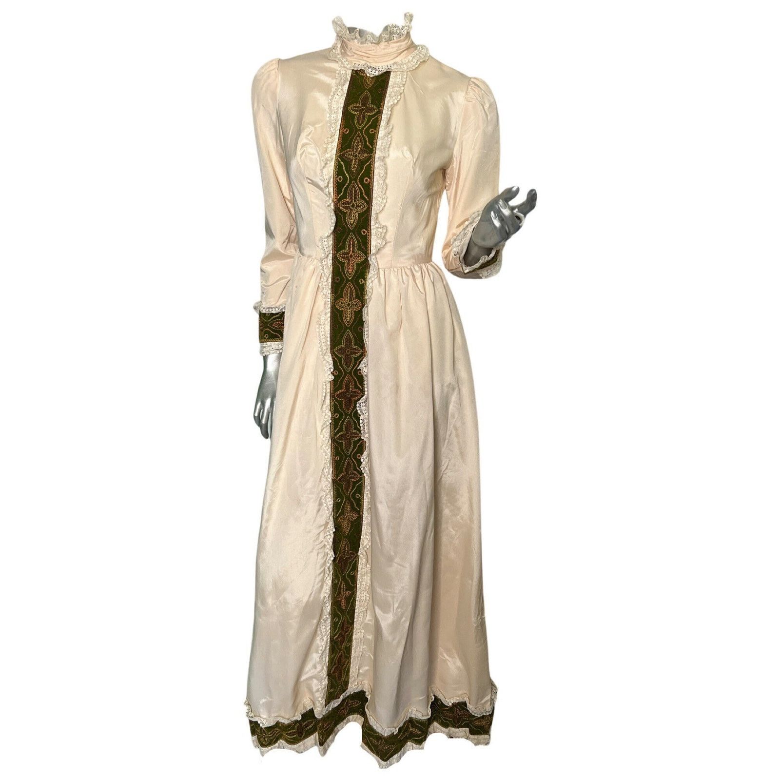 Vintage Vintage 1970s Victorian Emma Domb Cream Maxi Dress Size 5 Size S / US 4 / IT 40 - 1 Thumbnail