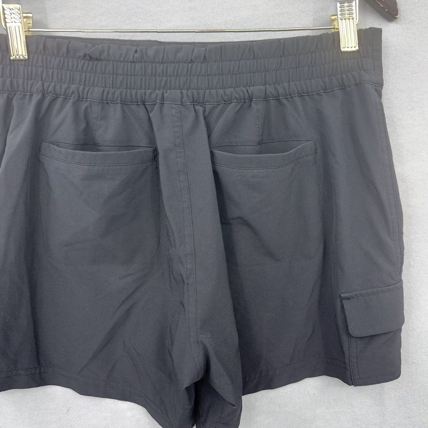 Athleta Athleta Shorts Women's 8 Black Pockets Zipper Elastic Waist Pull On Preppy Shirt Womens Athletic Outdoor Sports 8 Black Nylon blend Size 30" / US 8 / IT 44 - 5 Thumbnail