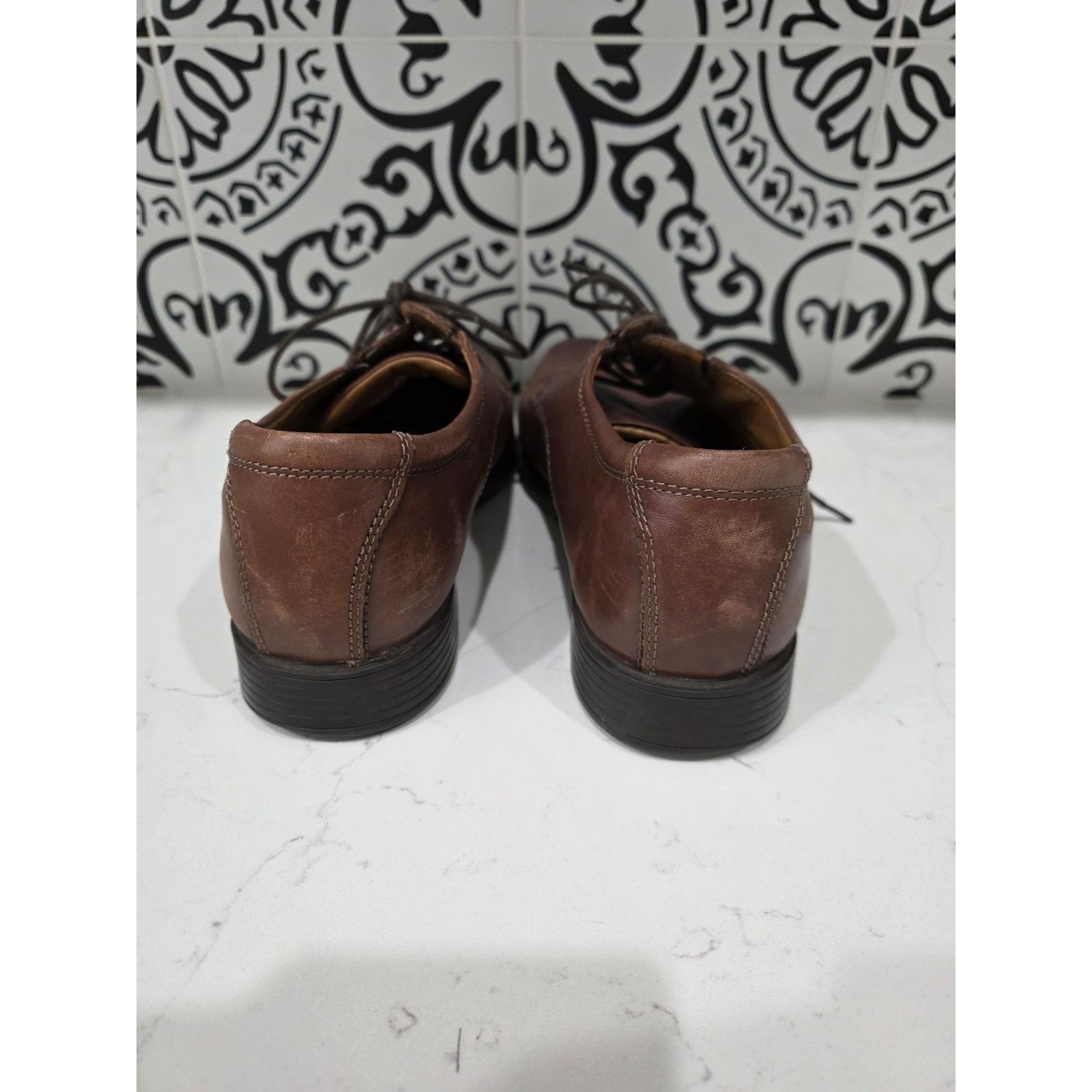 Clarks Clarks Men's Tilden Cap Oxford Shoe Dark Tan Leather 9.5 W Size US 9.5 / EU 42-43 - 4 Thumbnail