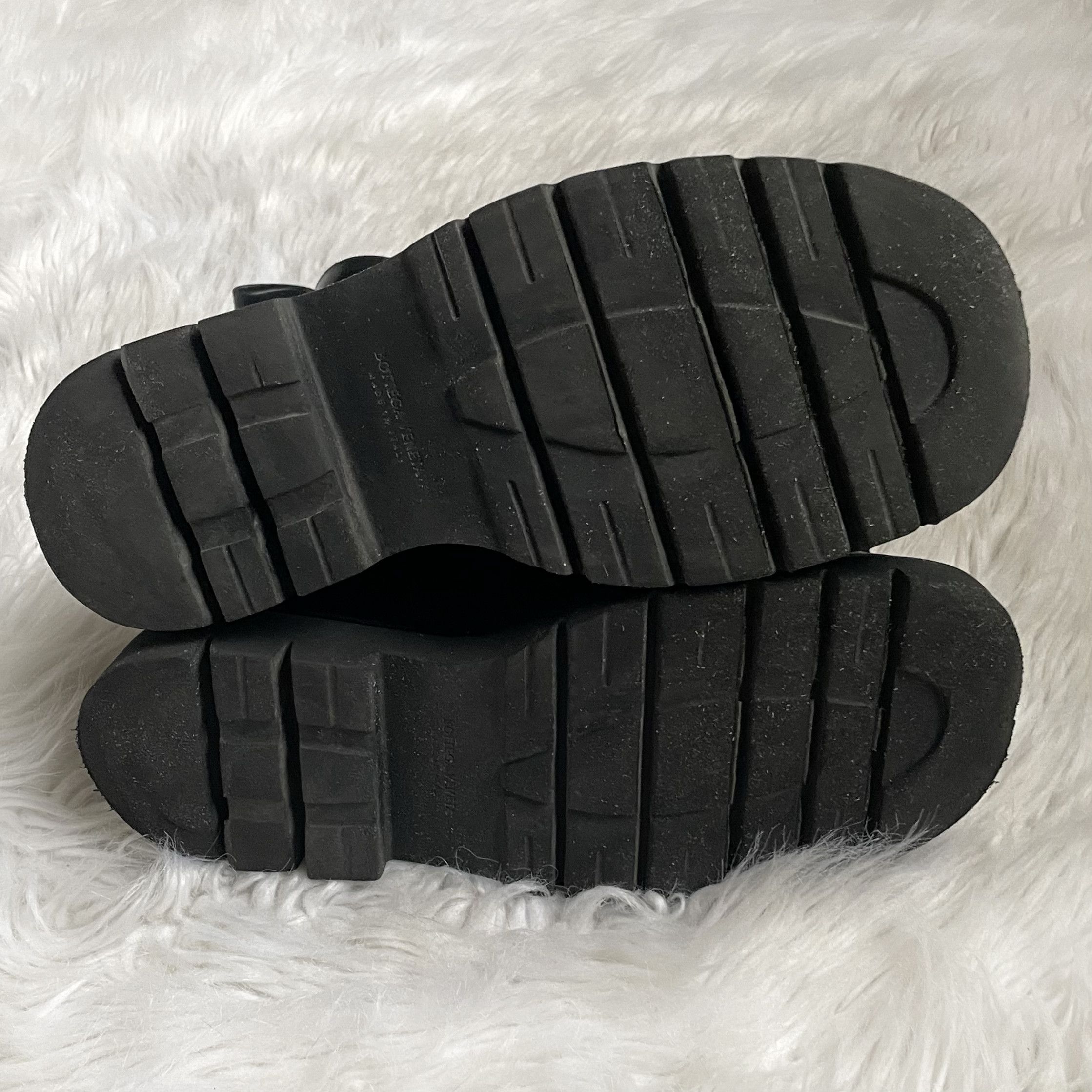 Bottega Veneta Bottega Veneta Black Lug Boots Zip Up Size 40.5 Size US 7.5 / EU 40-41 - 9 Thumbnail