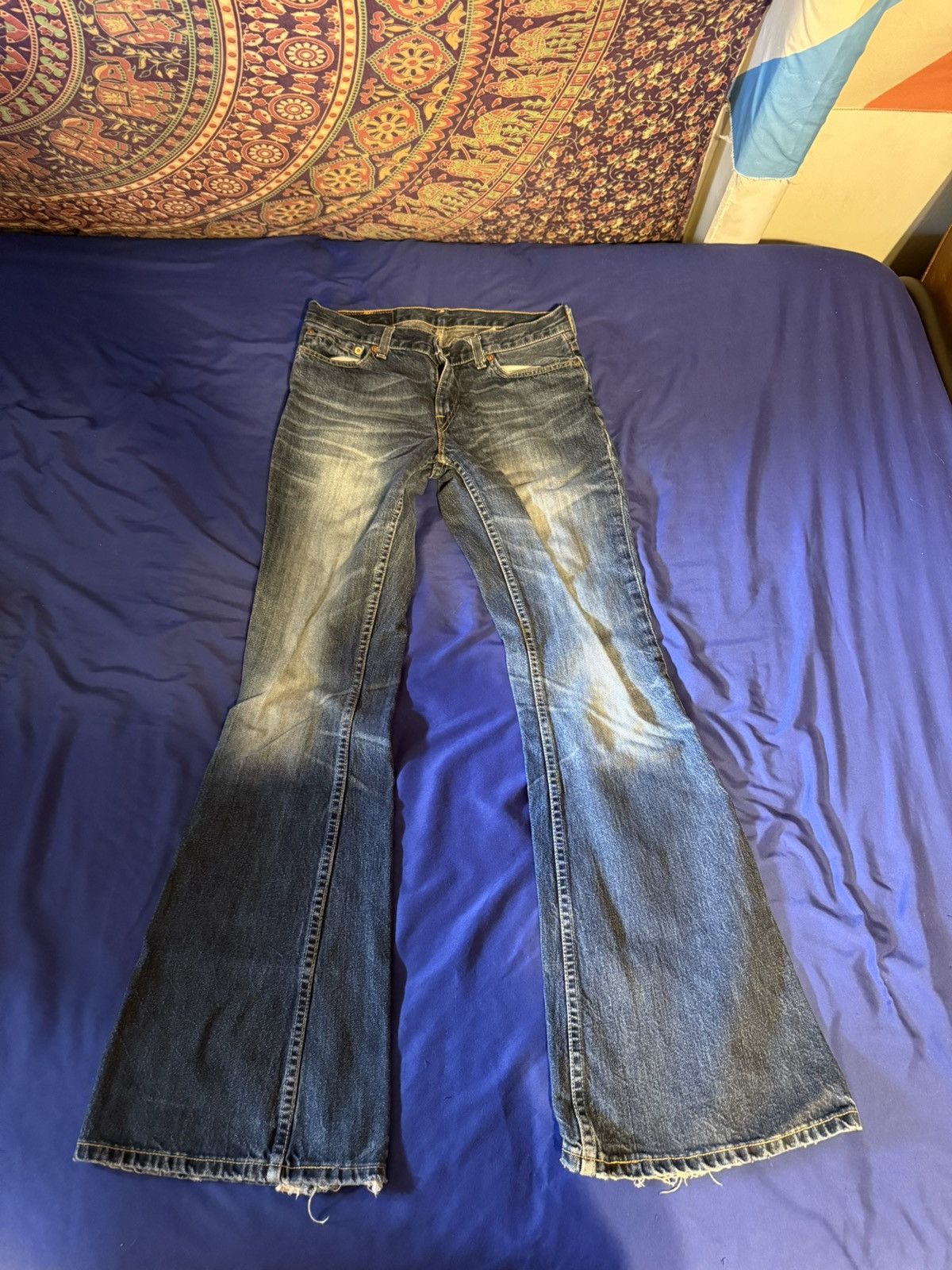 Levi's Bell bottom Levi blue jeans Size 29" - 1 Thumbnail