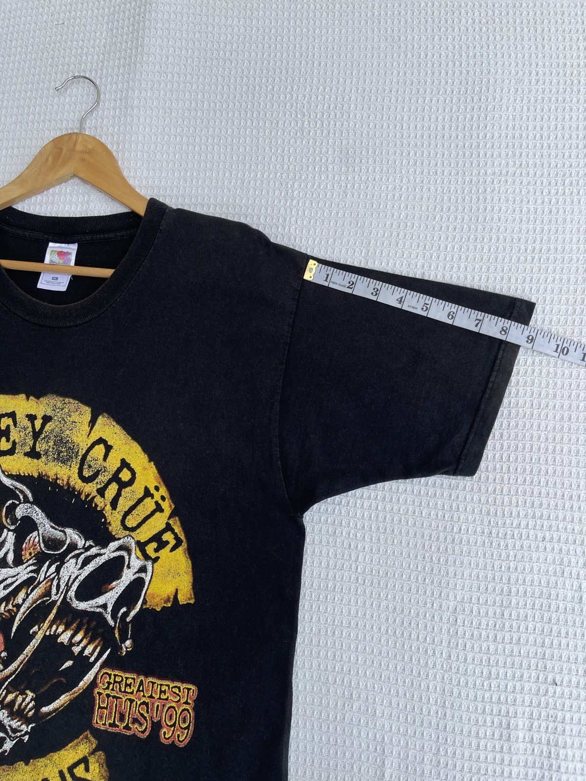 Band Tees Rarest🔥Vtg MOTLEY CRUE x SCORPIONS Greatest Hit’s 99 Size US XL / EU 56 / 4 - 14 Thumbnail